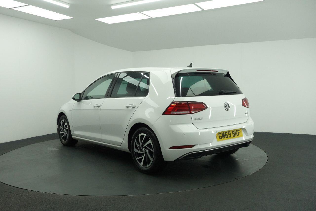 Volkswagen Golf - Image 14