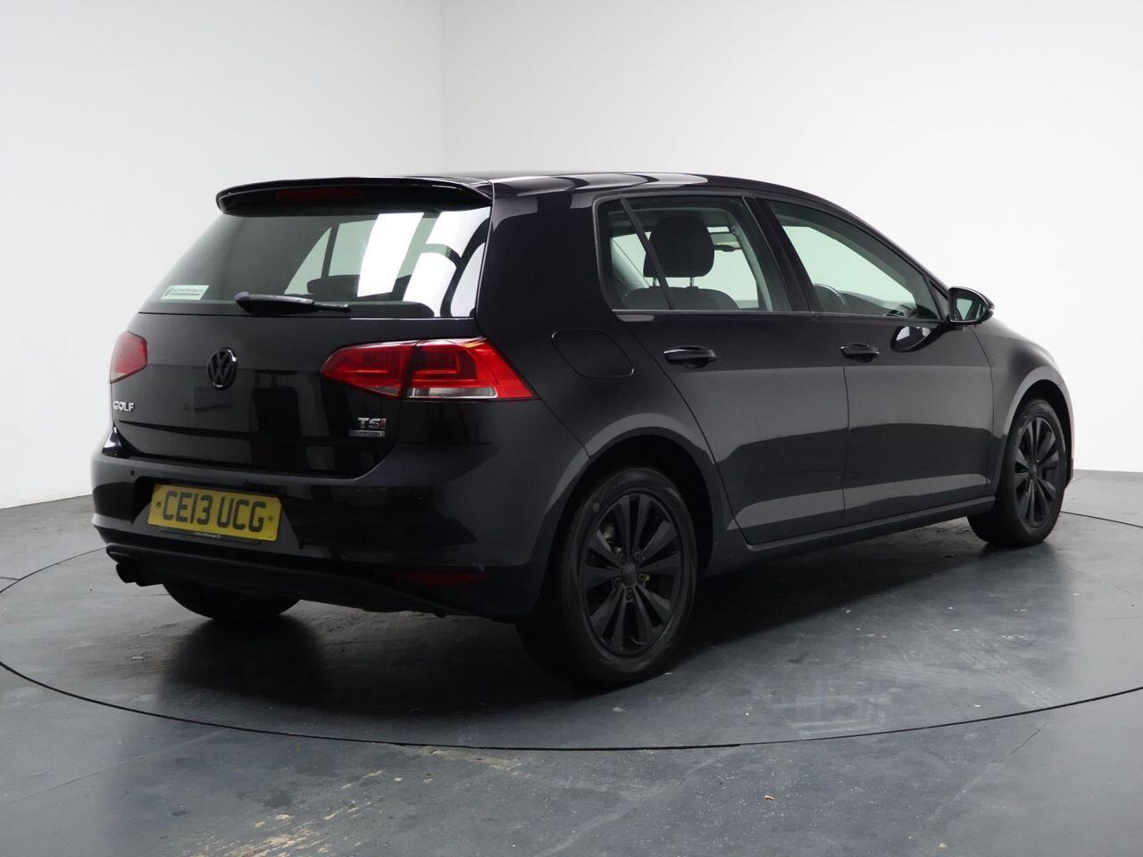 Volkswagen Golf - Image 12