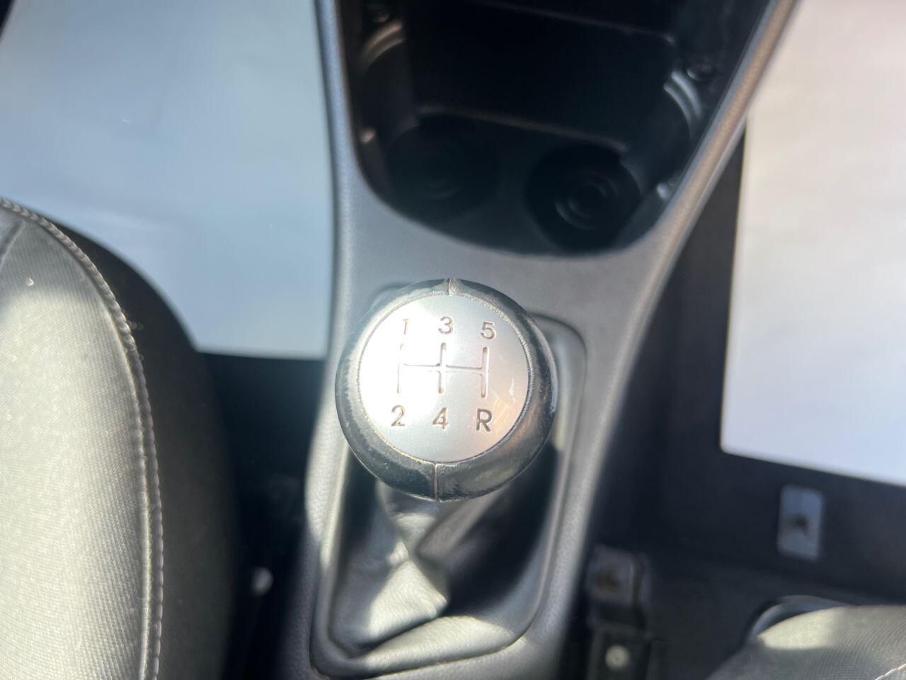 Kia Picanto - Image 23