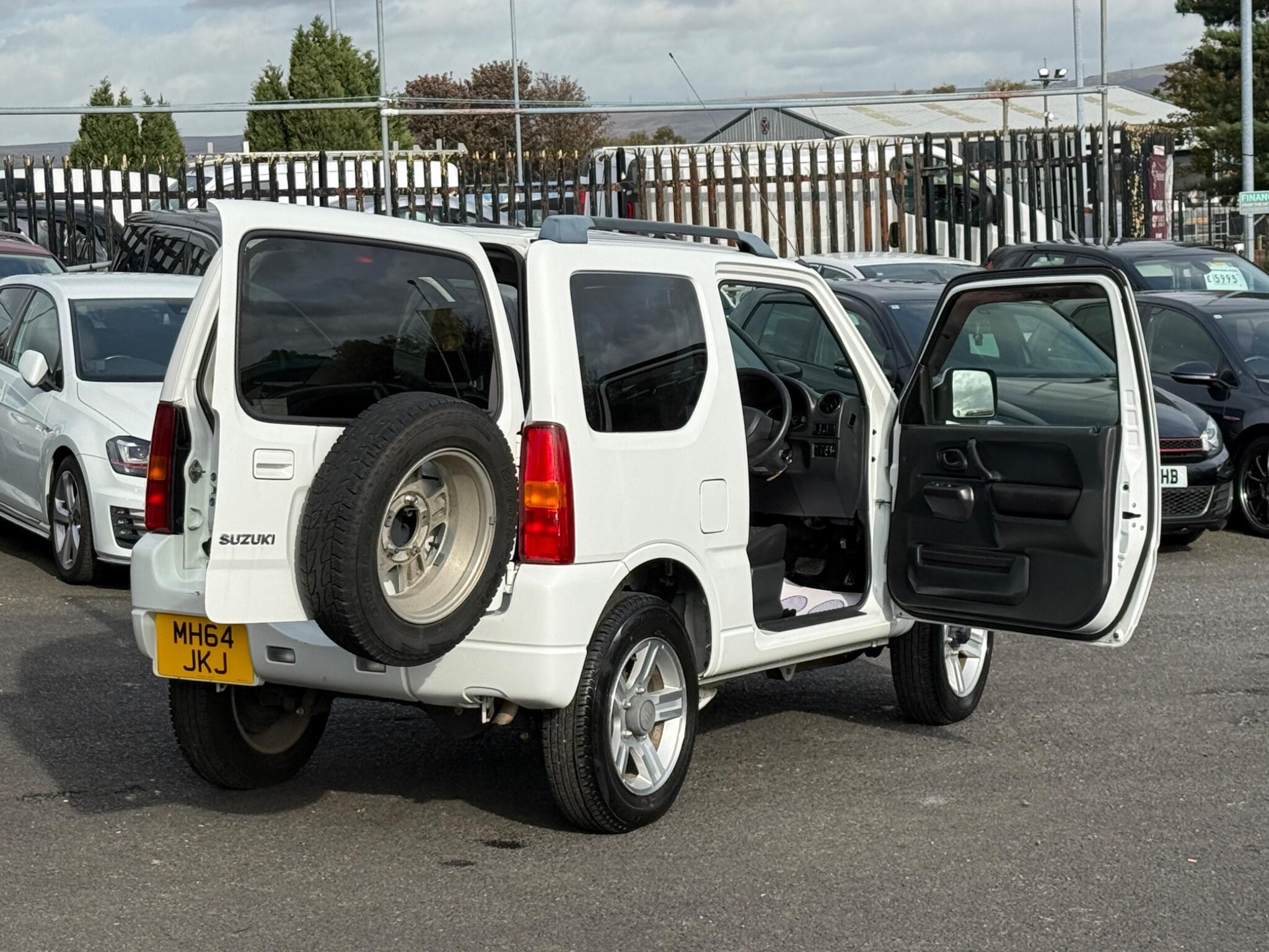 Suzuki Jimny - Image 2
