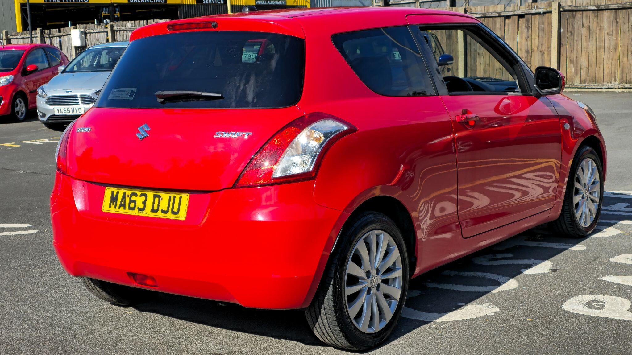 Suzuki Swift - Image 8