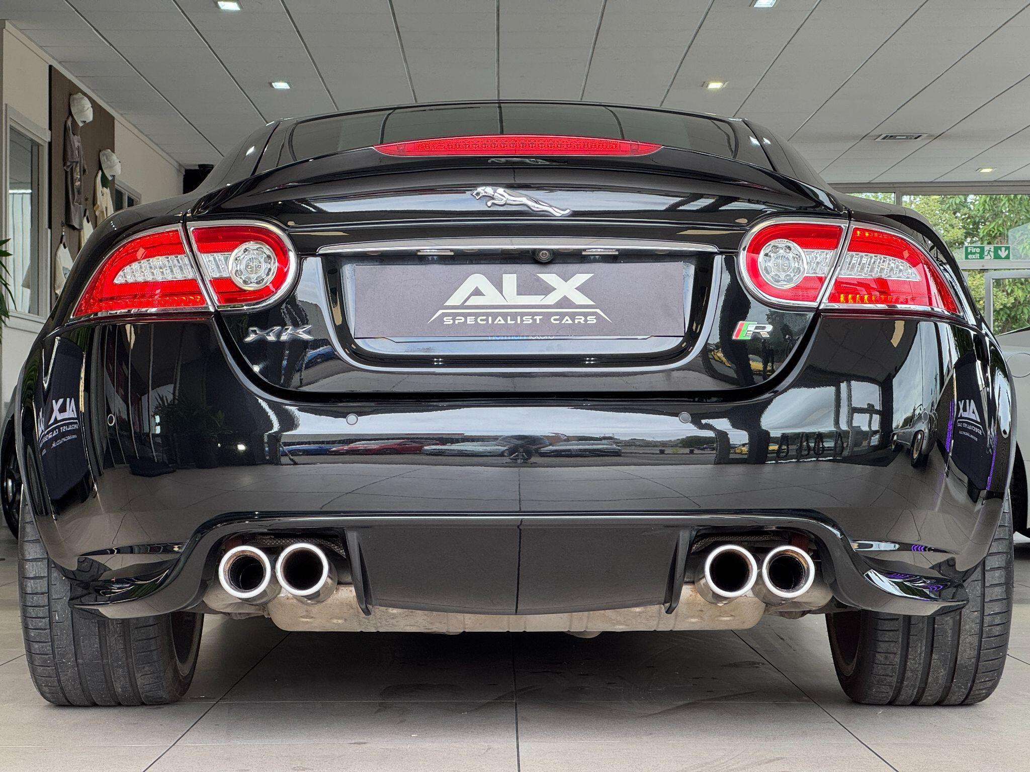 Jaguar XKR - Image 18