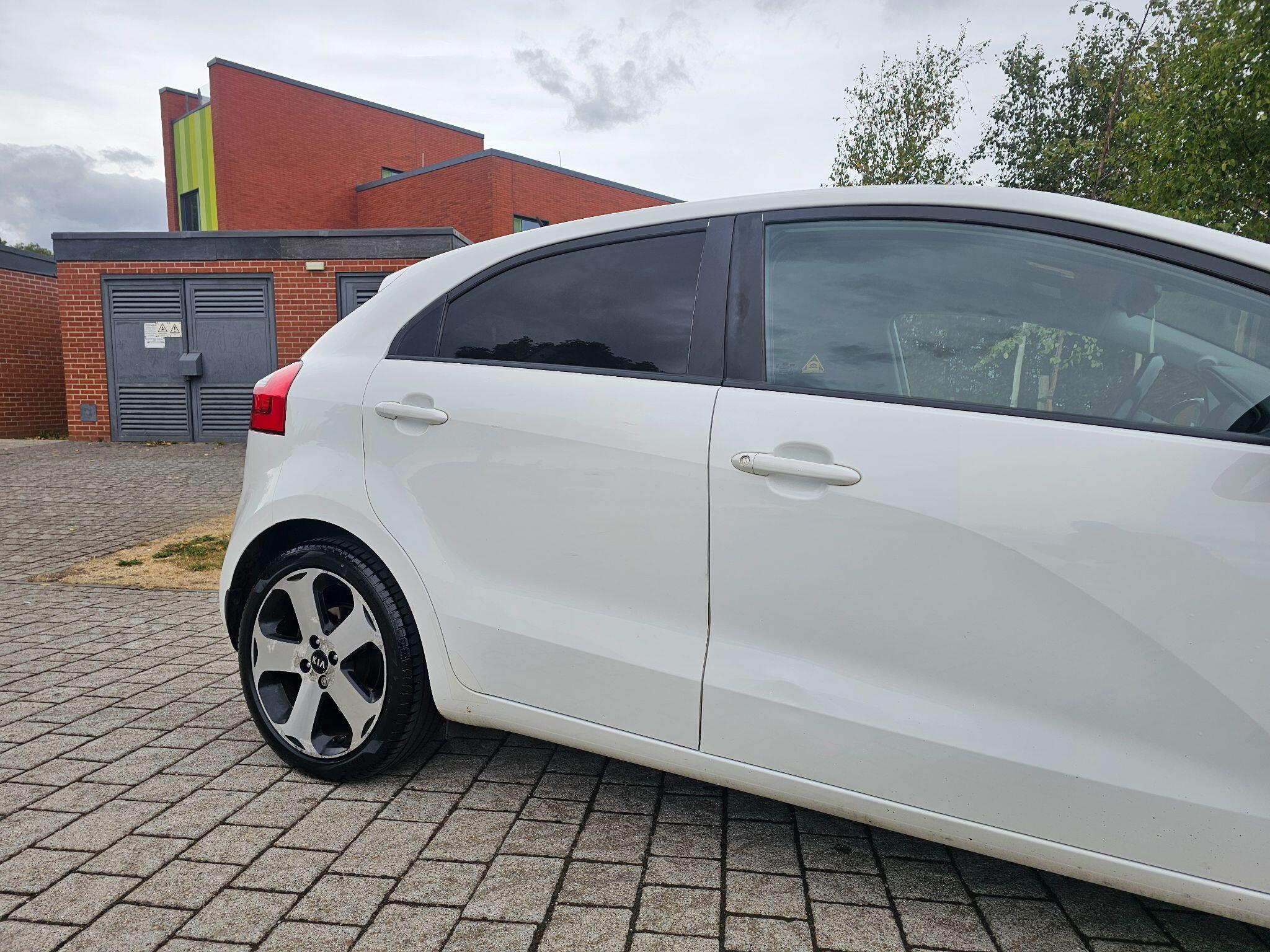 Kia Rio - Image 5