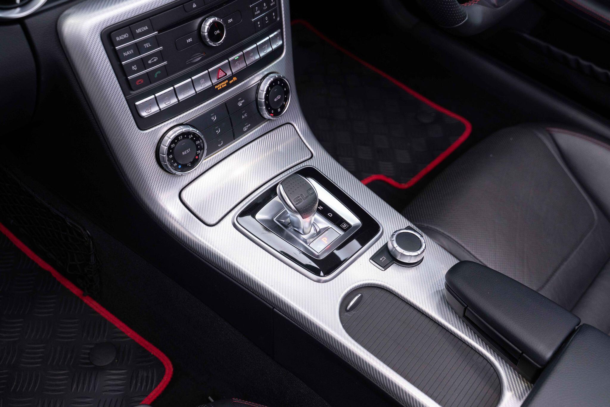Mercedes SLC - Image 11