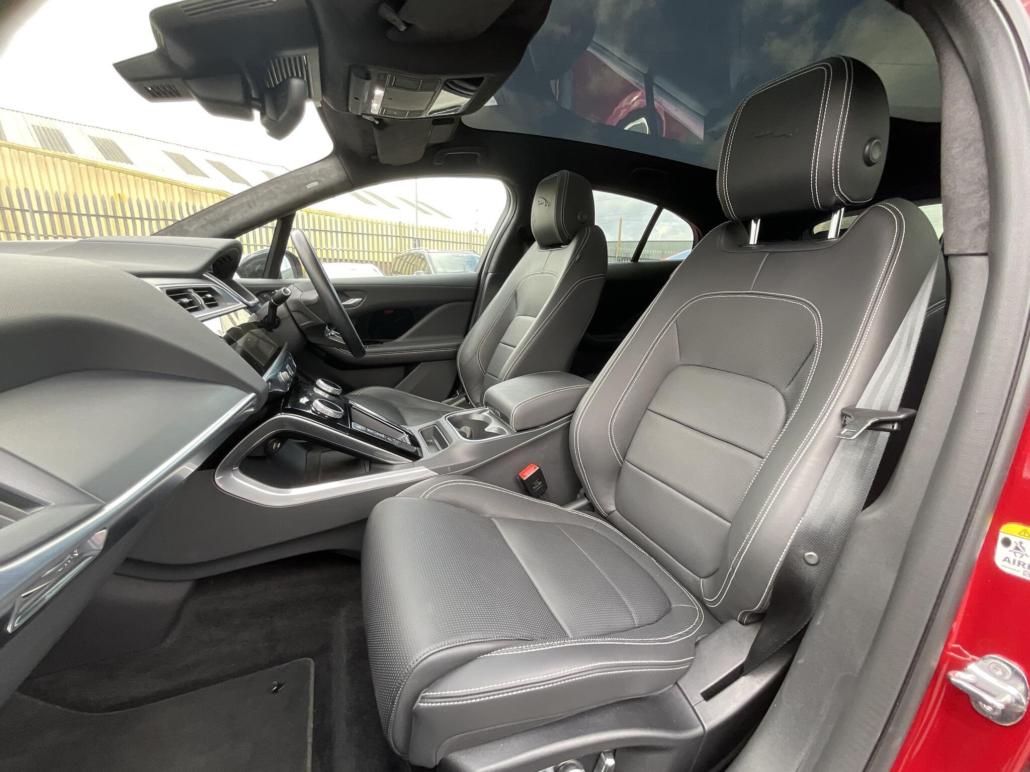 Jaguar I-Pace - Image 18