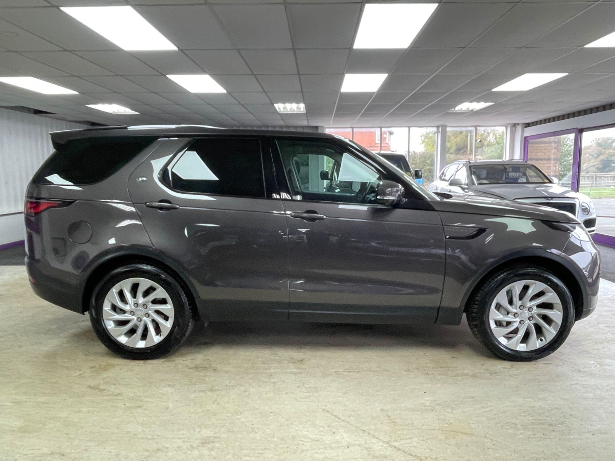 Land Rover Discovery - Image 11