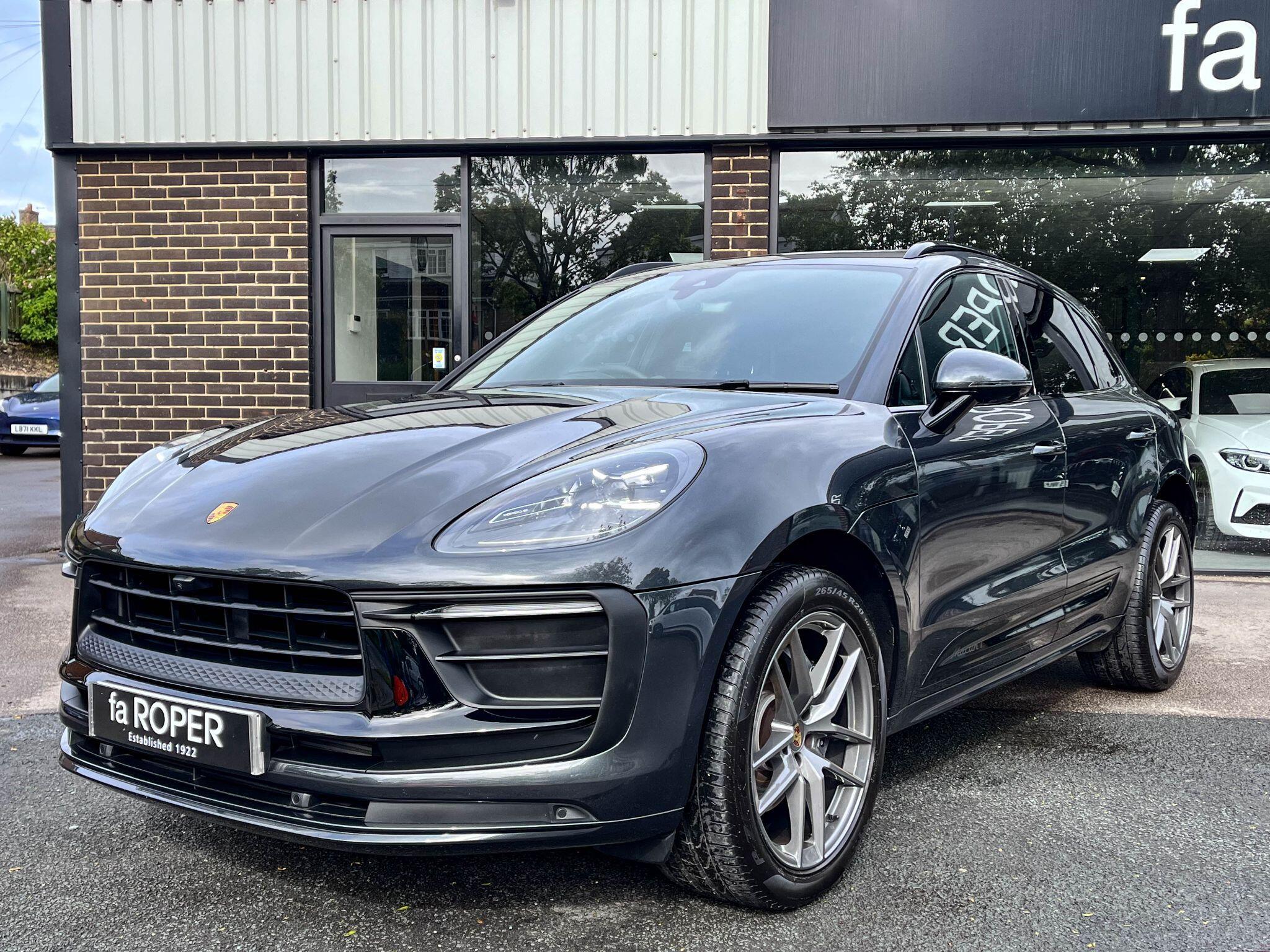Porsche Macan - Image 24