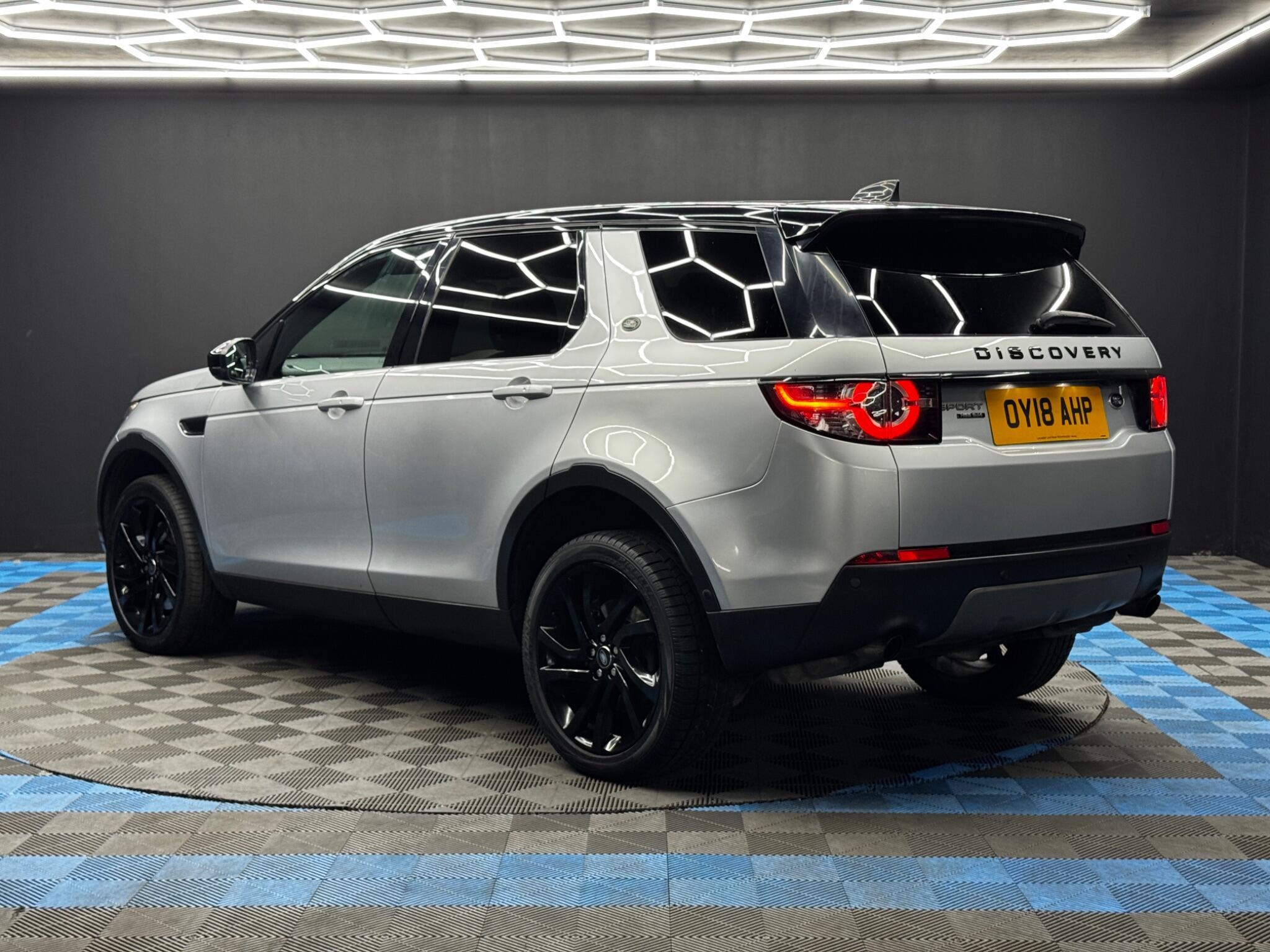 Land Rover DISCOVERY SPORT - Image 7