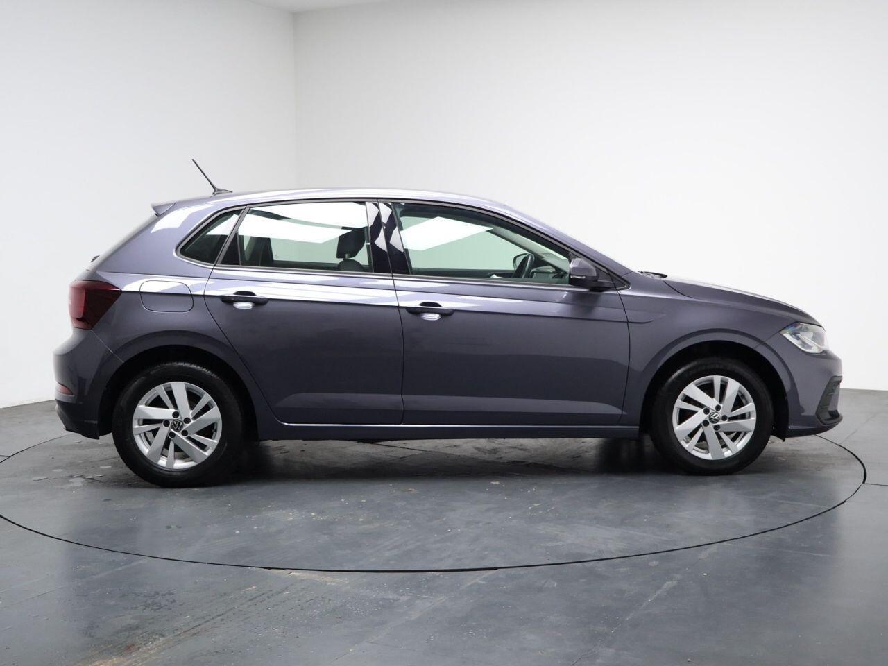 Volkswagen Polo - Image 13