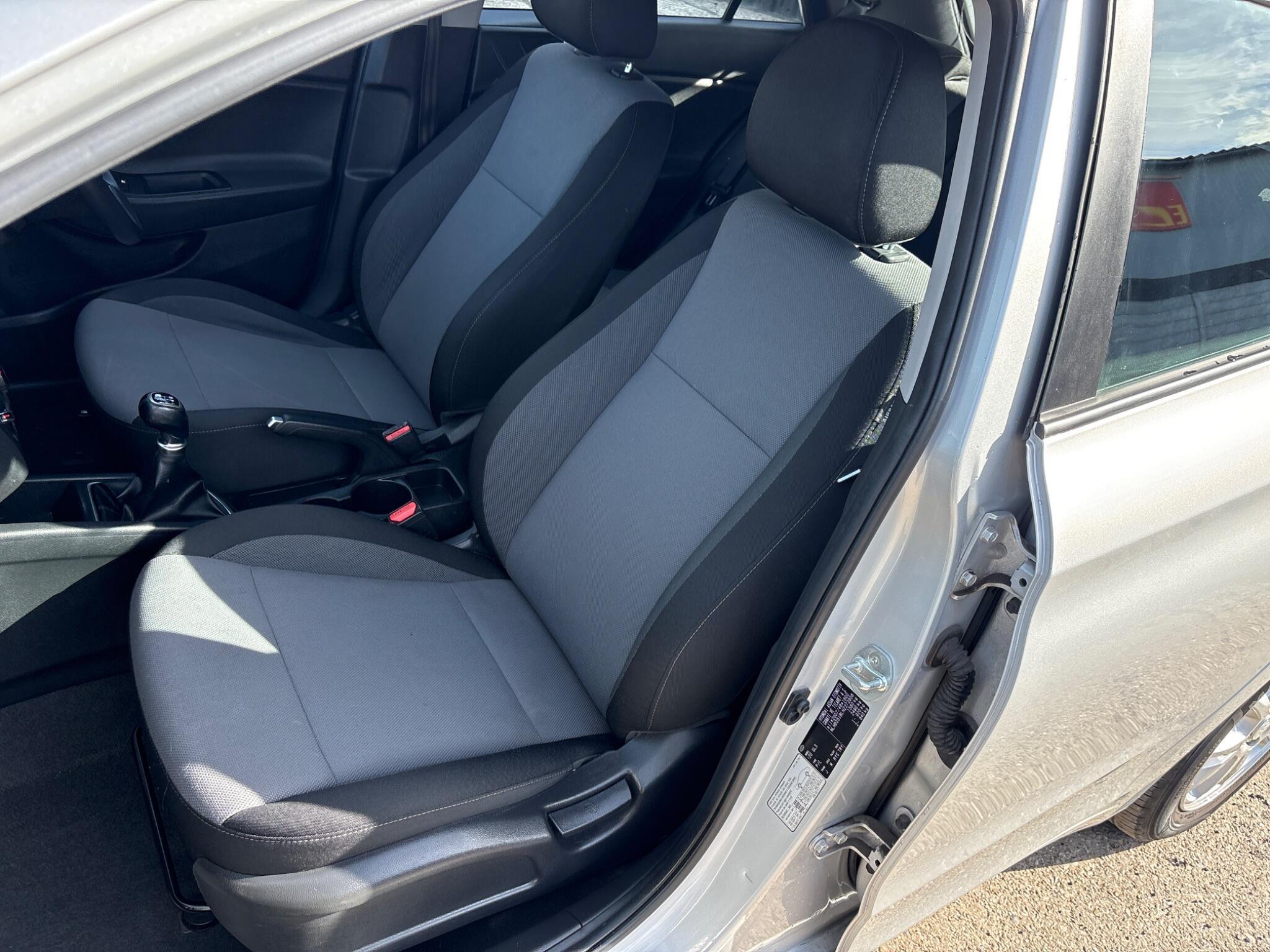 Hyundai i20 - Image 19