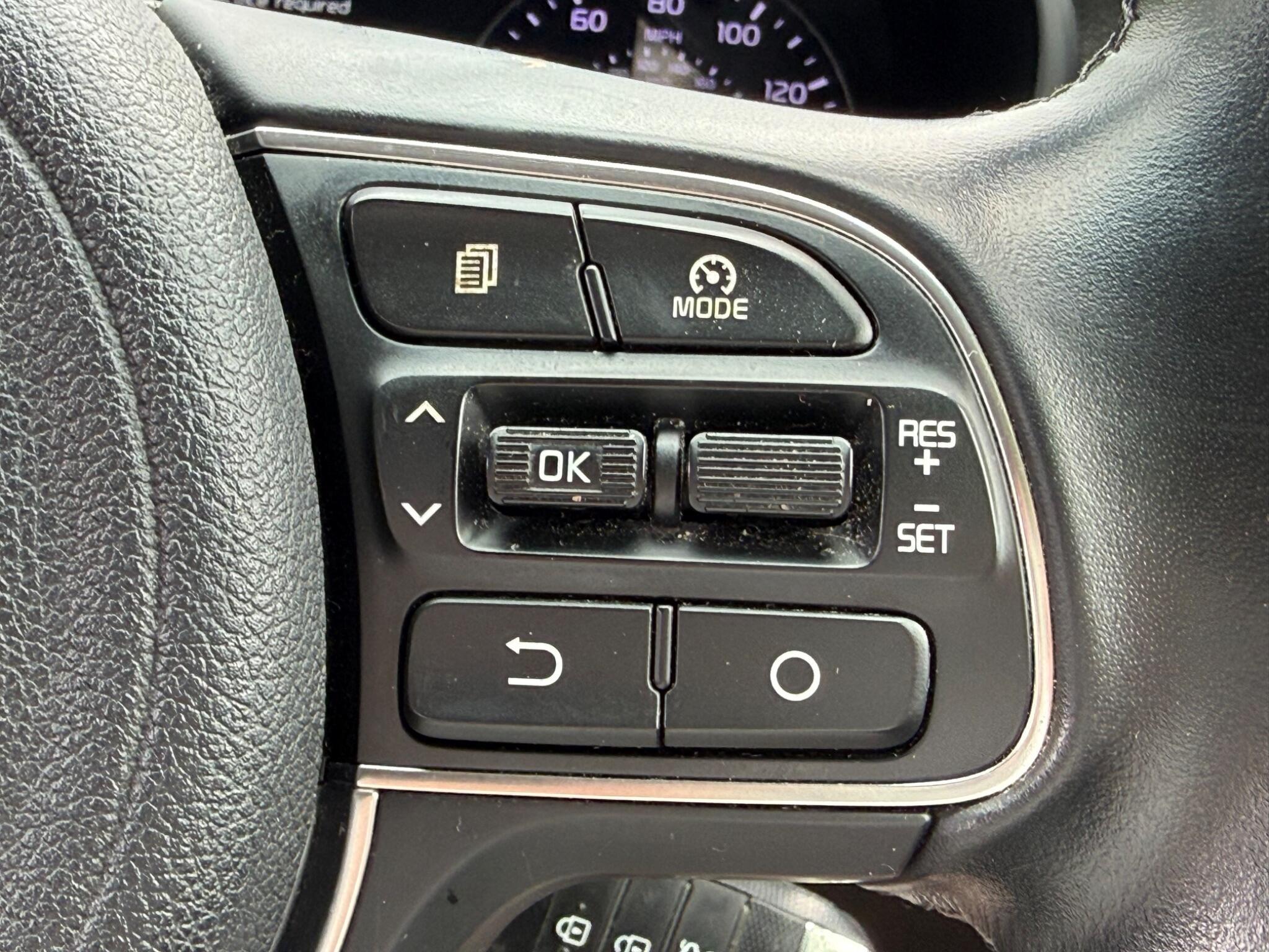Kia Optima - Image 20
