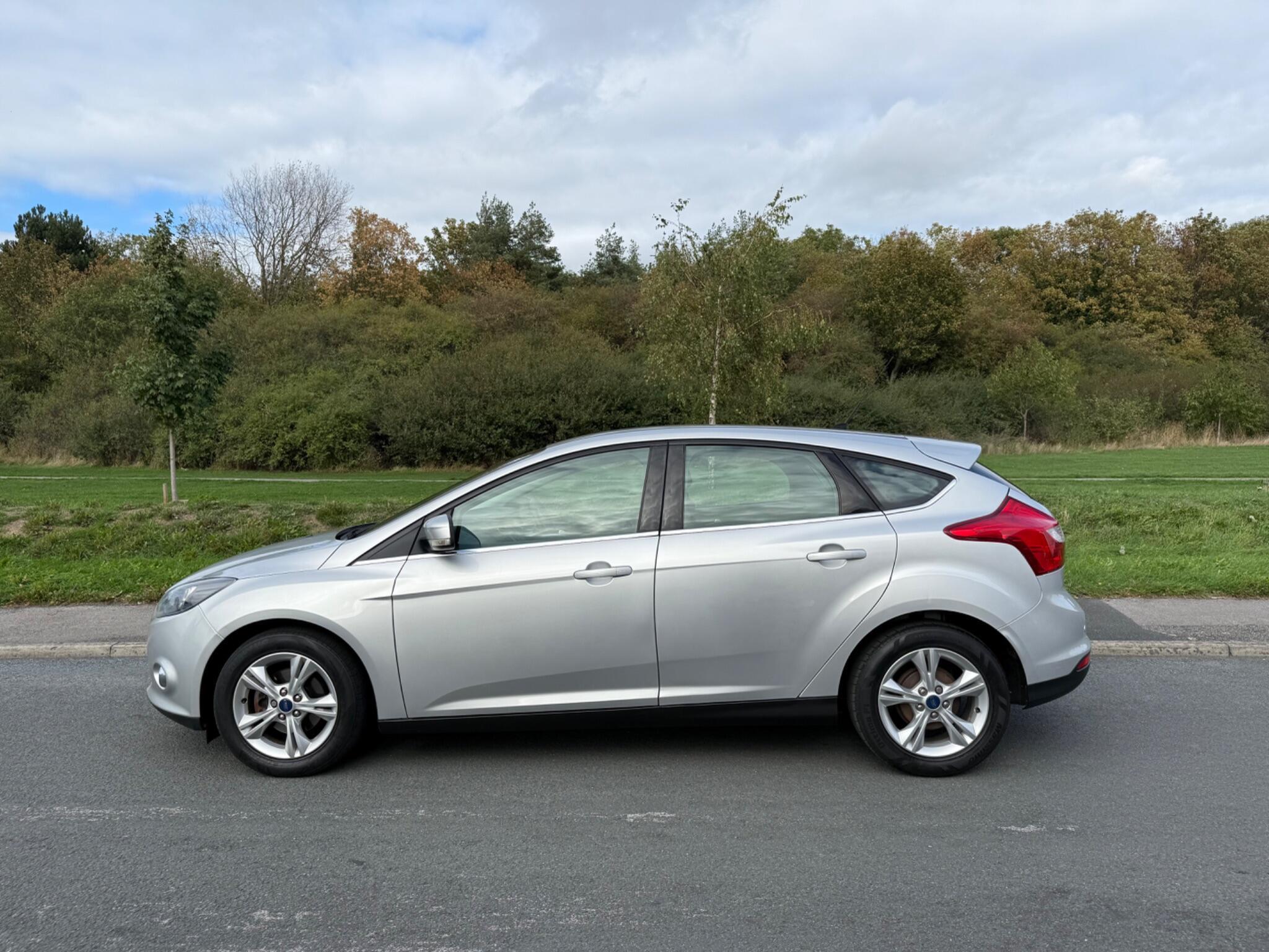 Ford Focus - Image 6