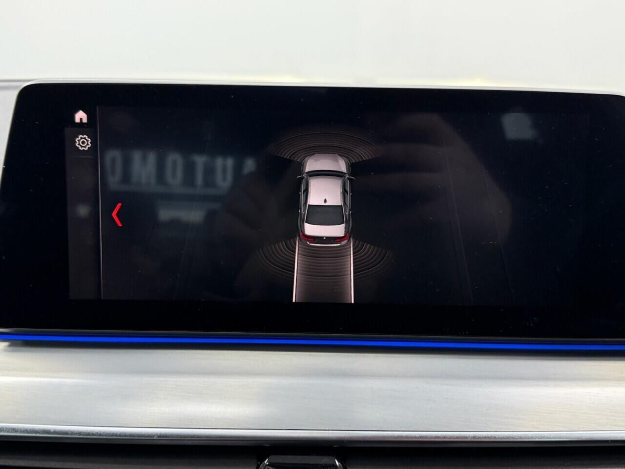 BMW 5 Series - Image 20