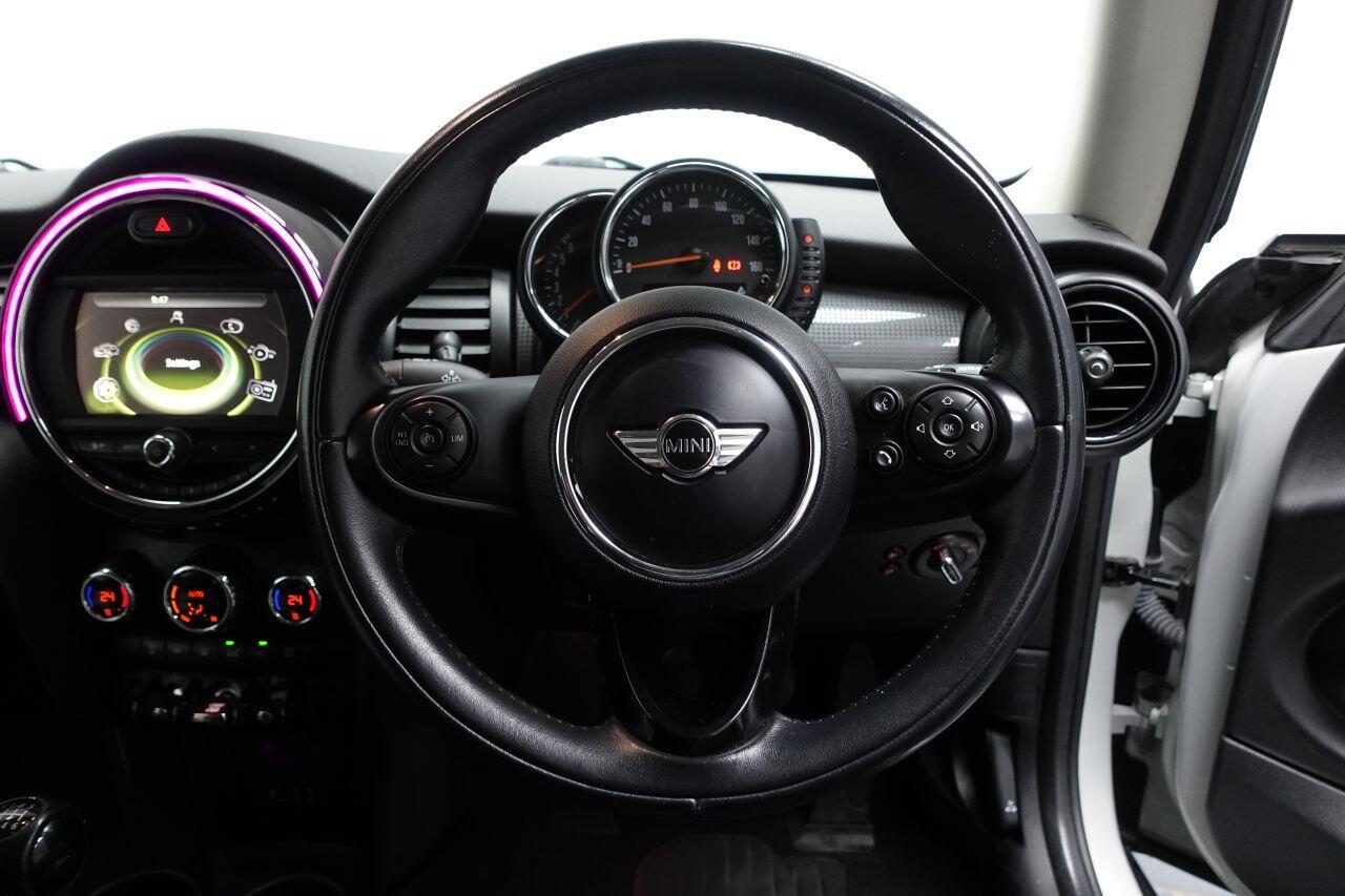 MINI Hatch - Image 17