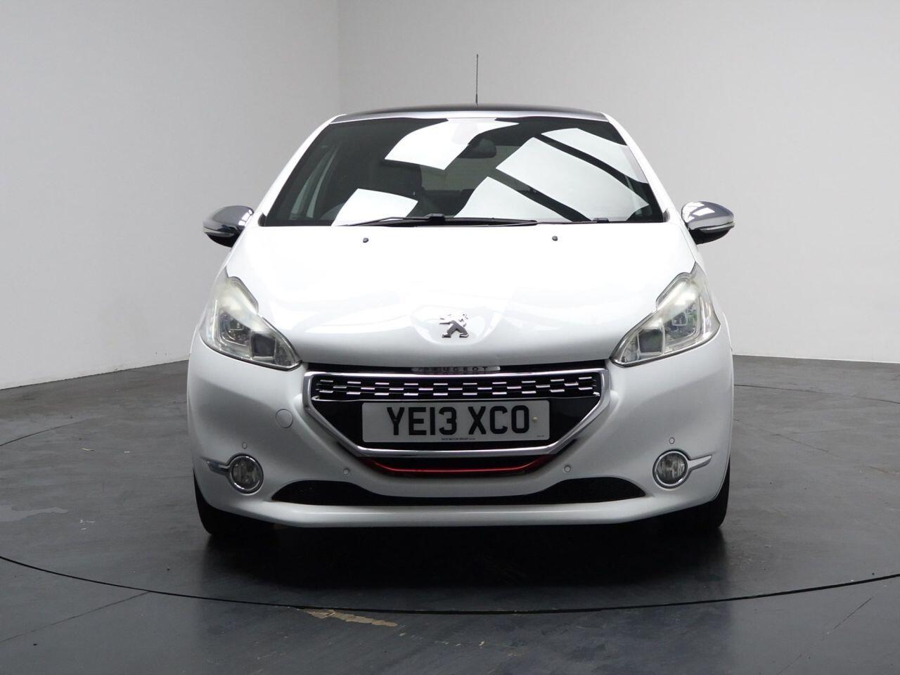Peugeot 208 - Image 7