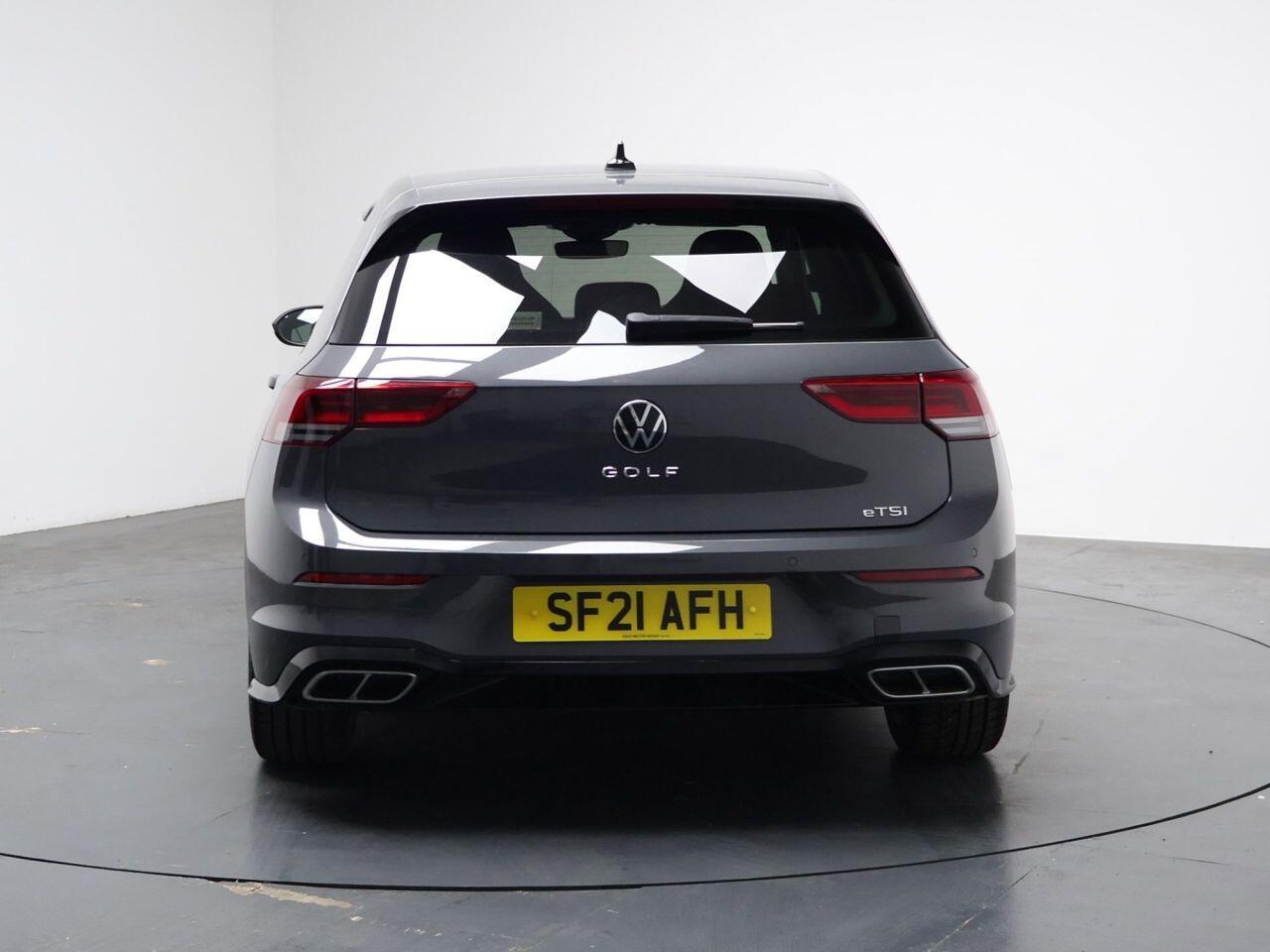 Volkswagen Golf - Image 11