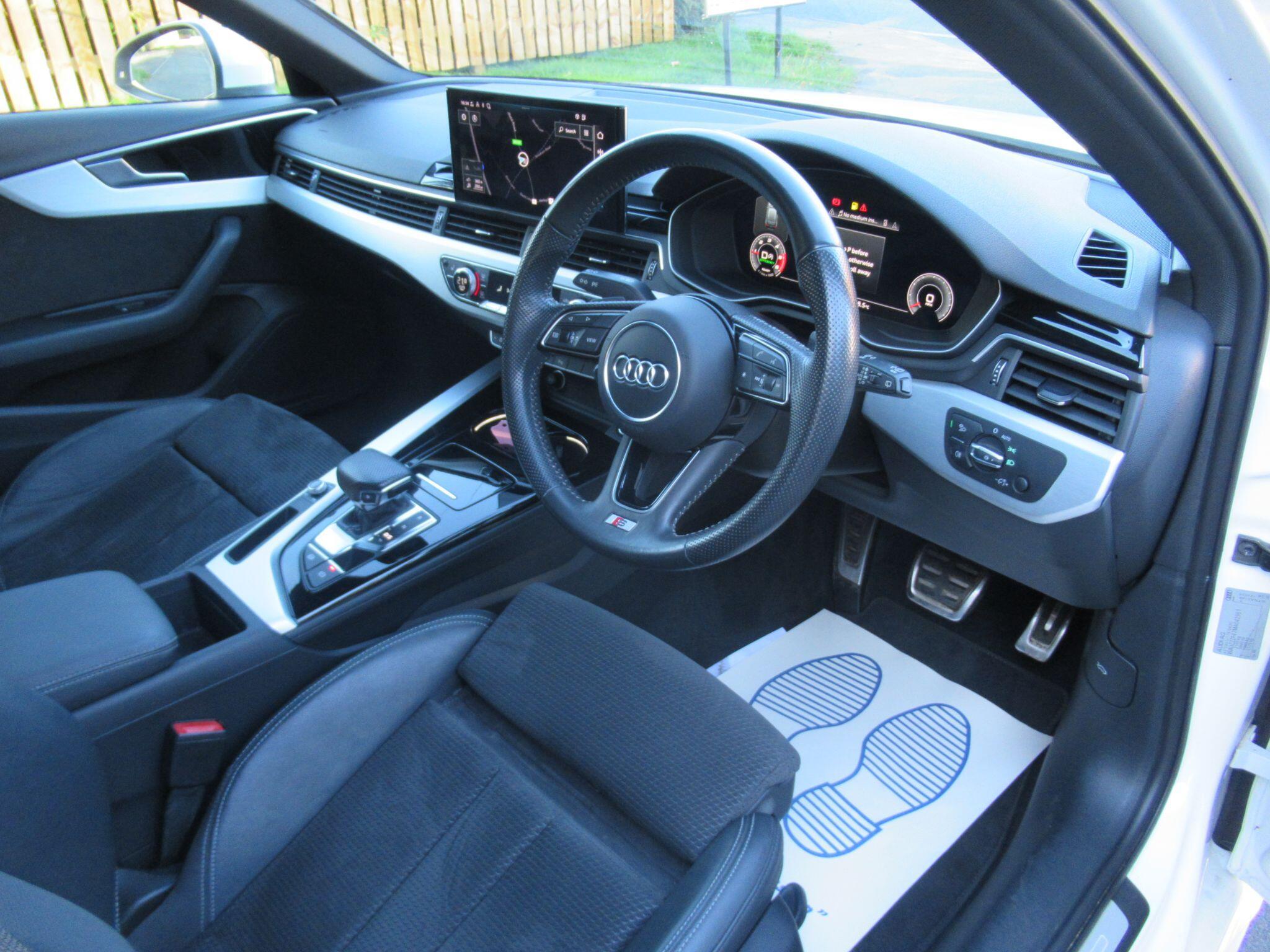 Audi A4 Avant - Image 18