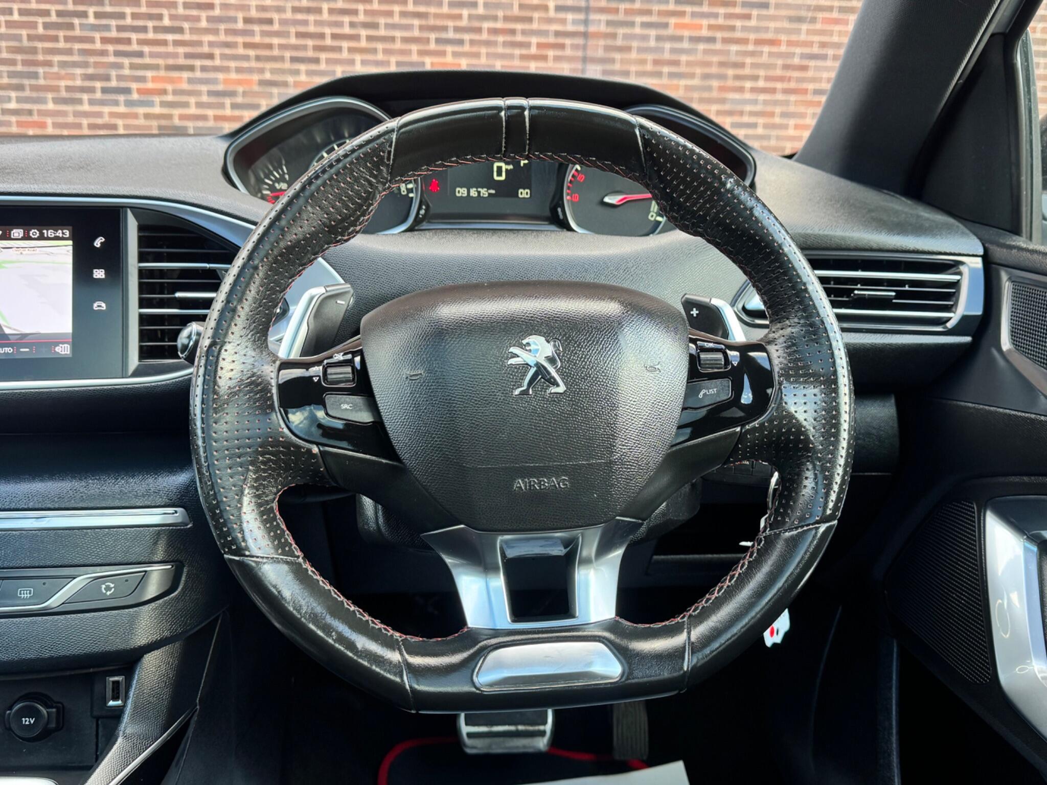 Peugeot 308 - Image 7