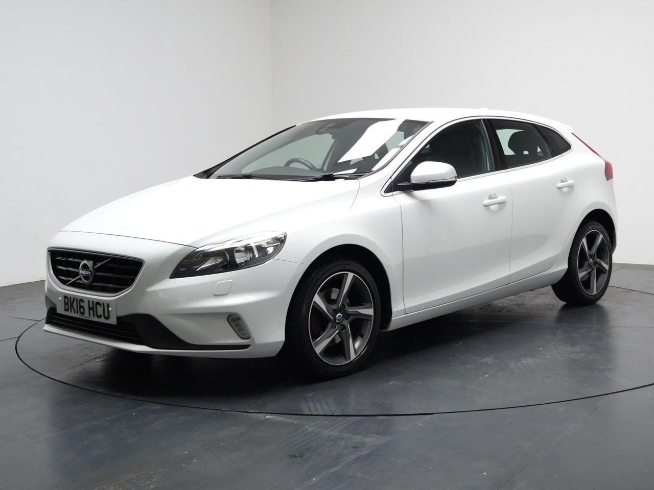Volvo V40 - Image 6