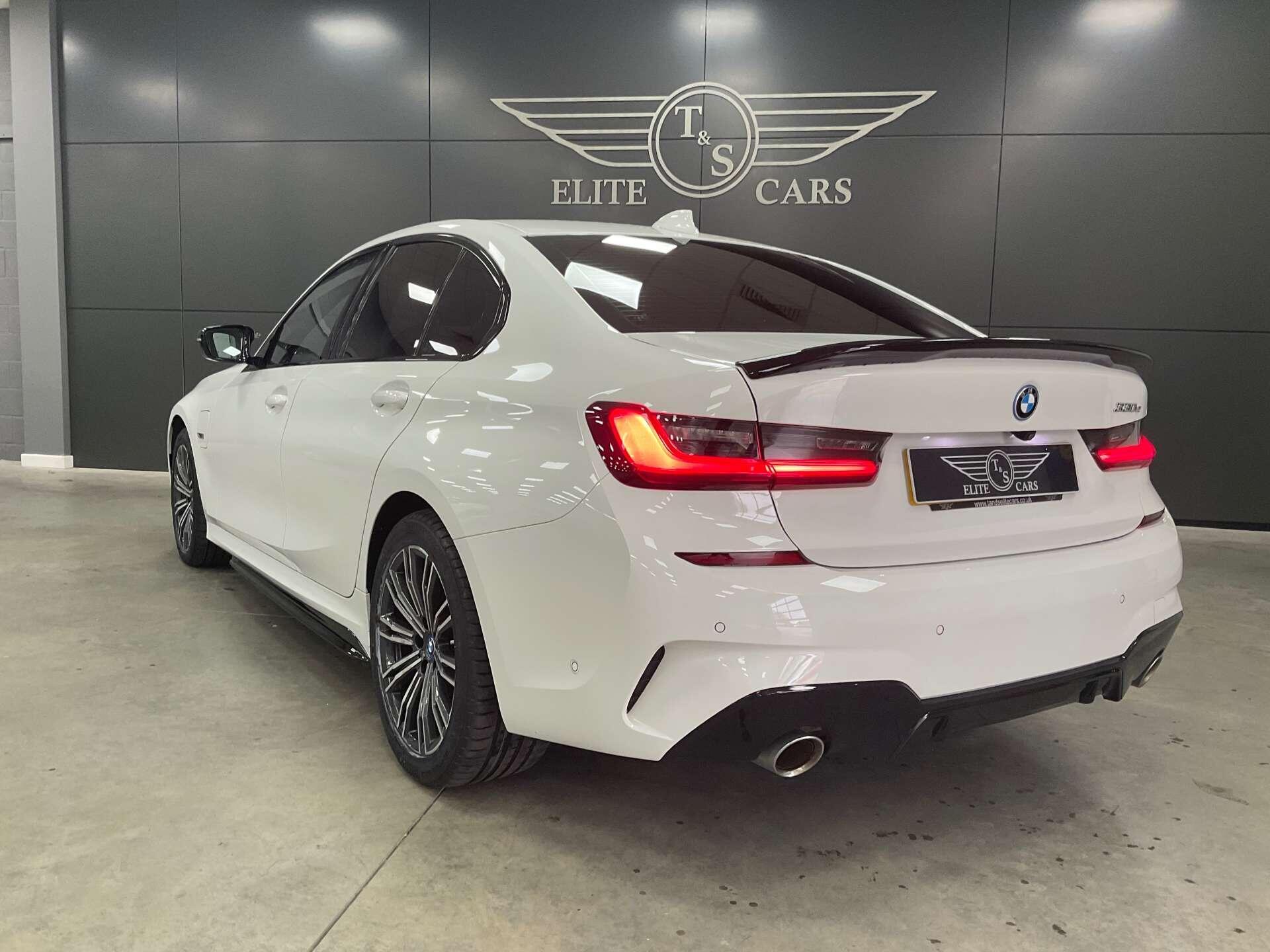 BMW 3 Series - Image 7