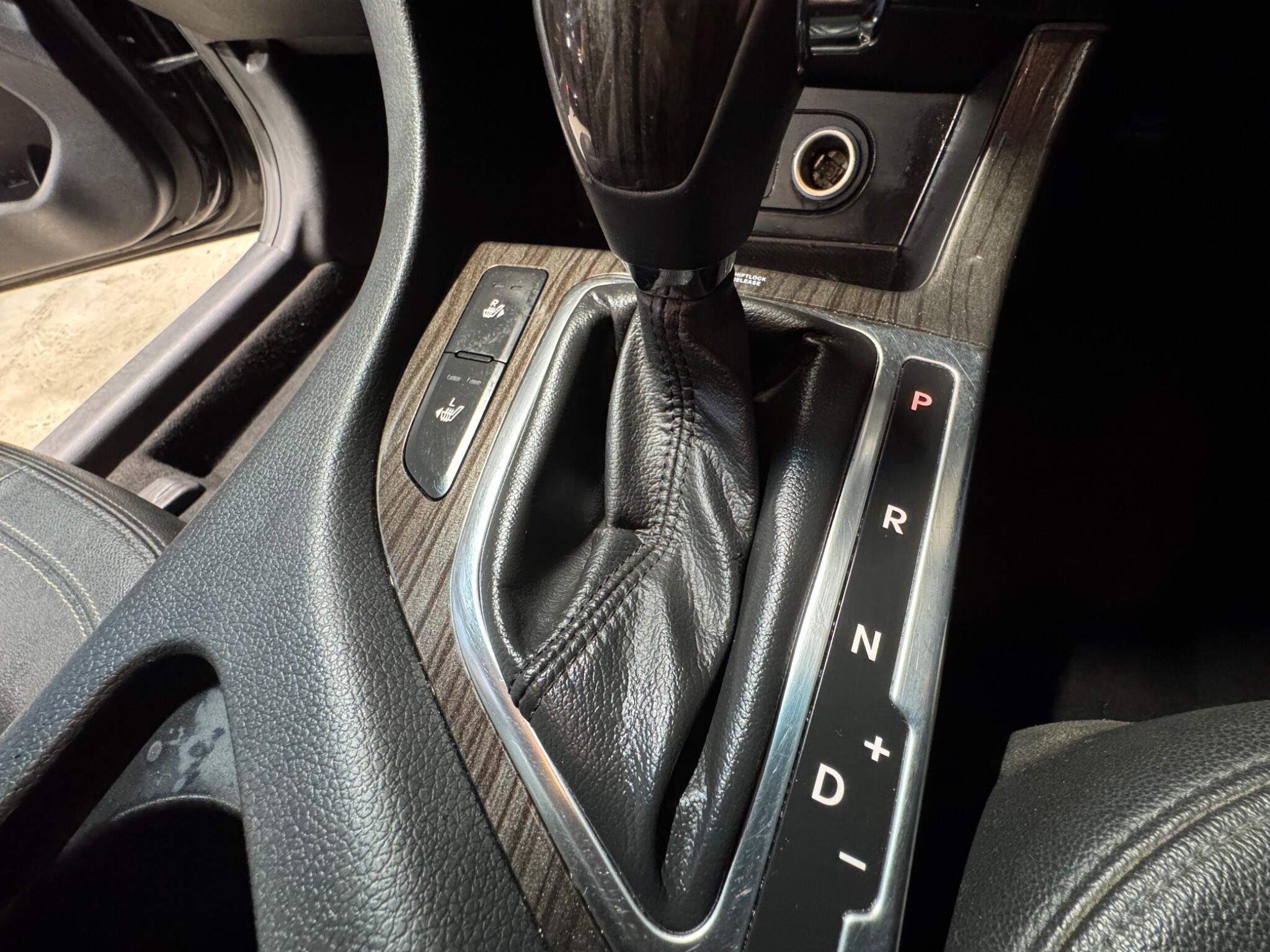 Kia Optima - Image 18