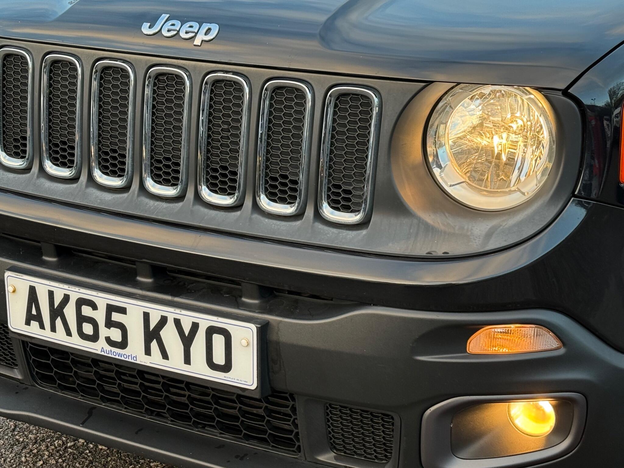 Jeep Renegade - Image 47