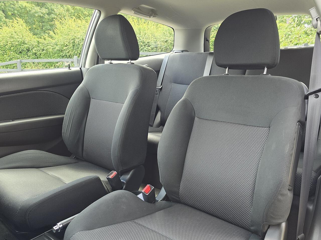 Honda Civic - Image 10