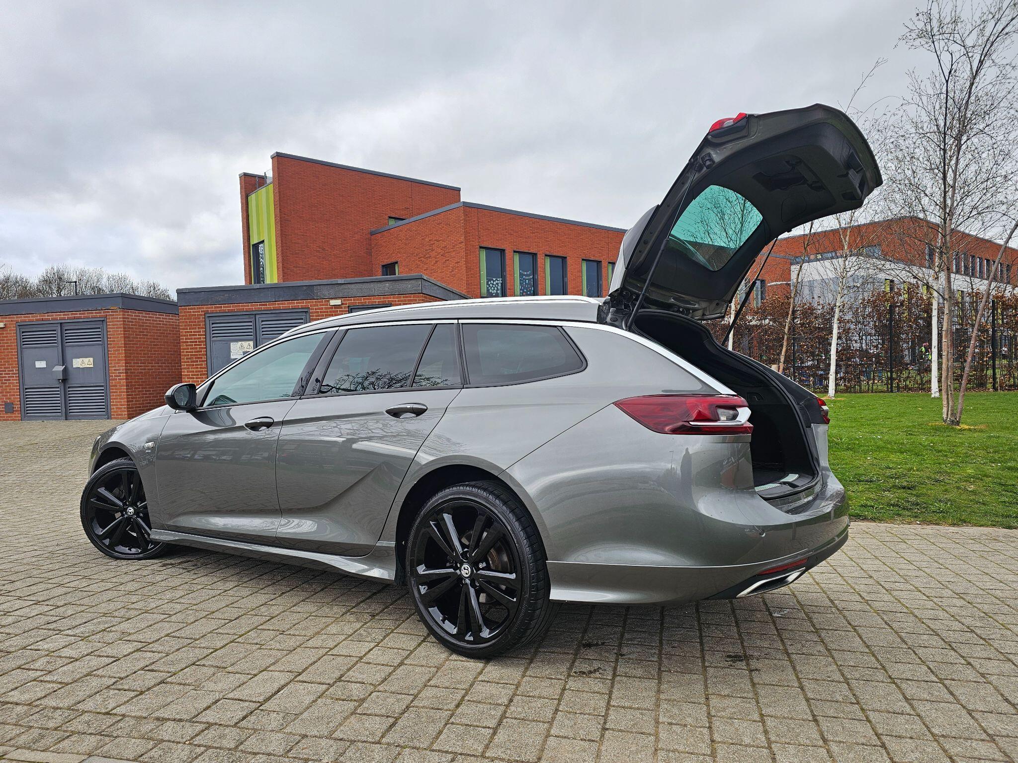 Vauxhall Insignia - Image 31