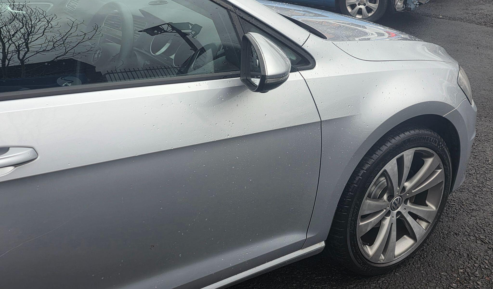 Volkswagen Golf - Image 10