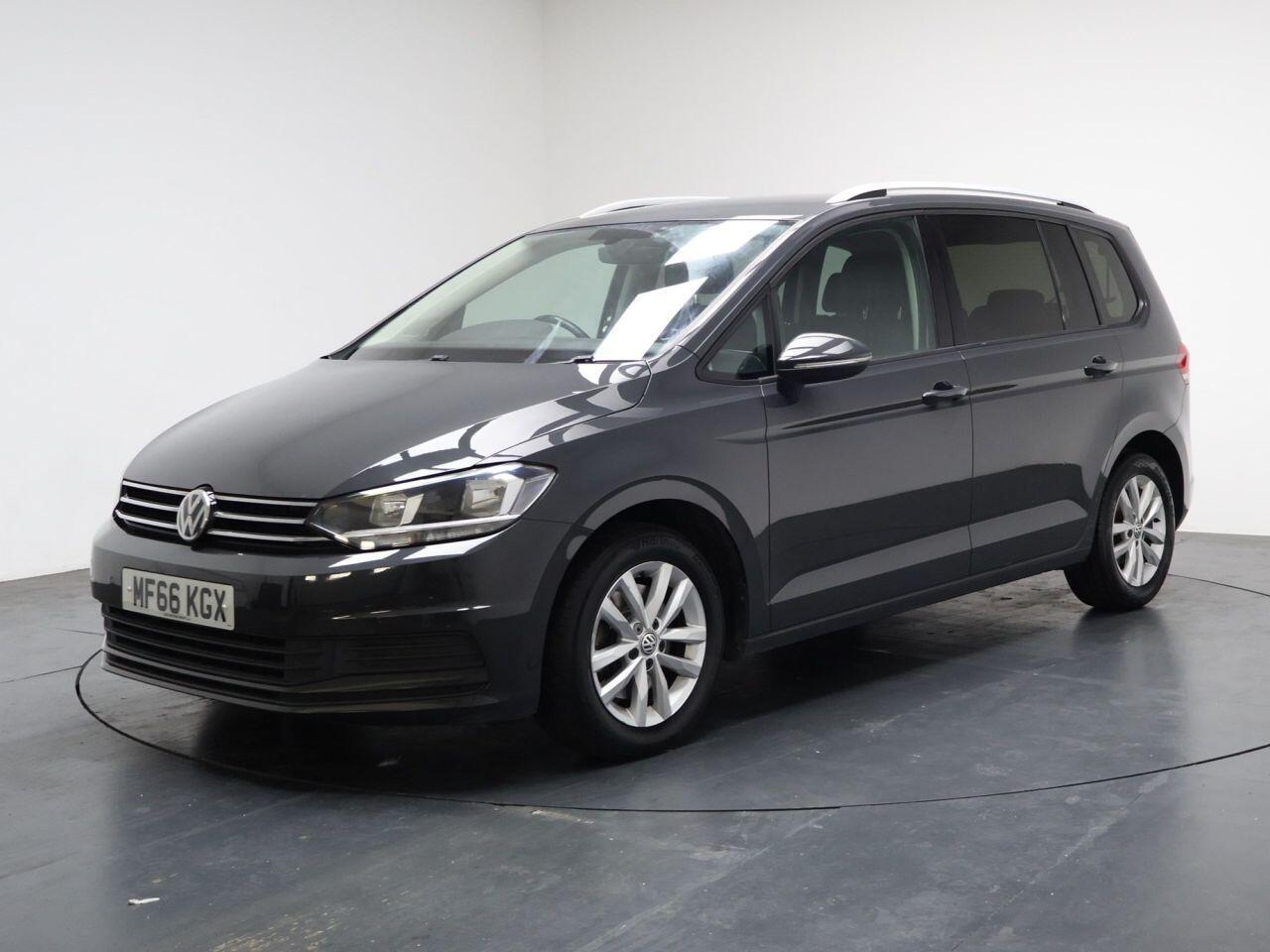 Volkswagen Touran - Image 6