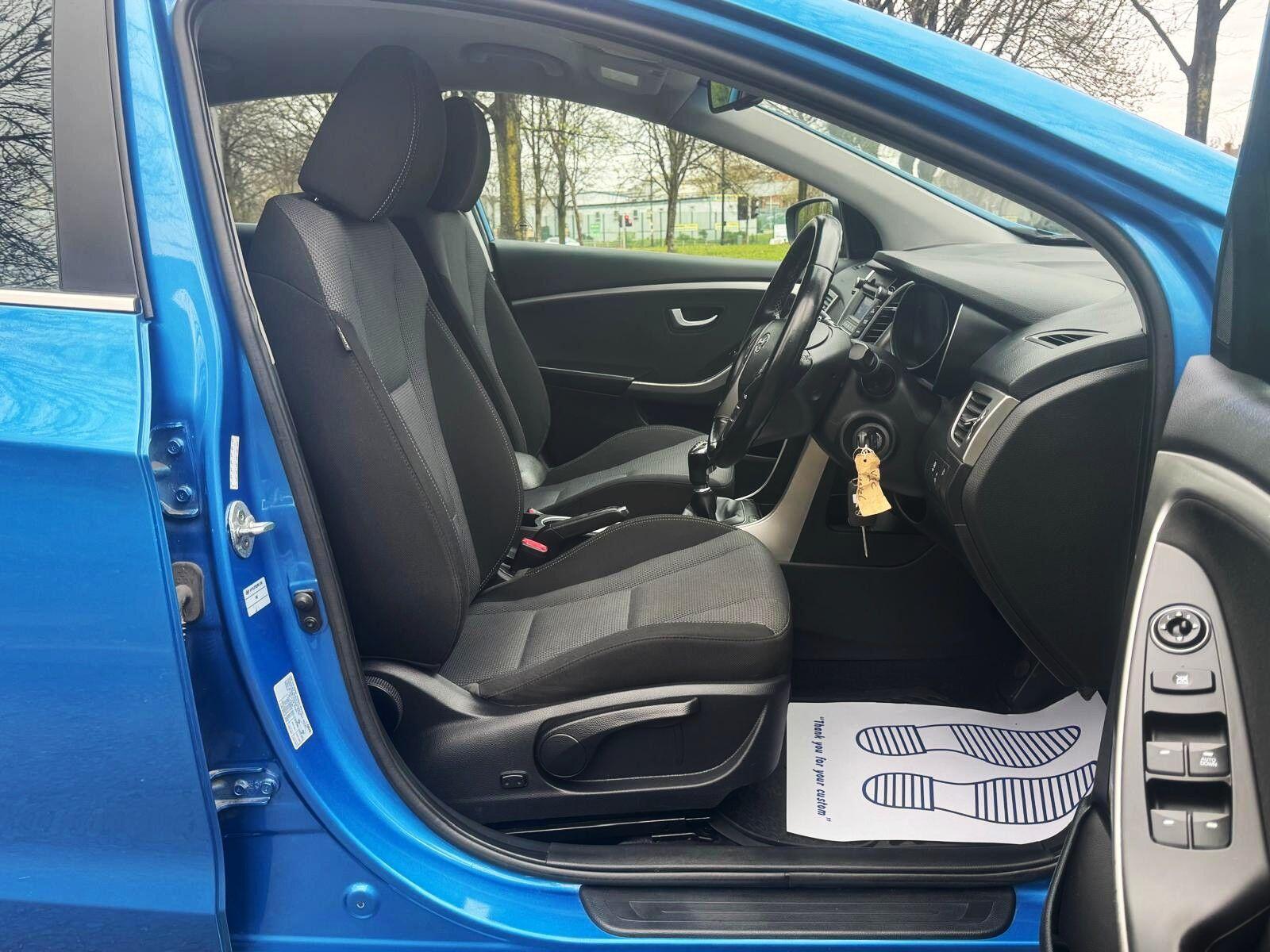 Hyundai i30 - Image 46