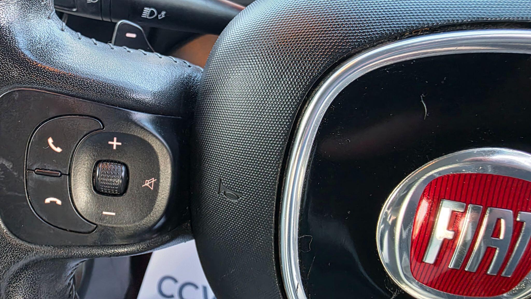 Fiat 500L - Image 24