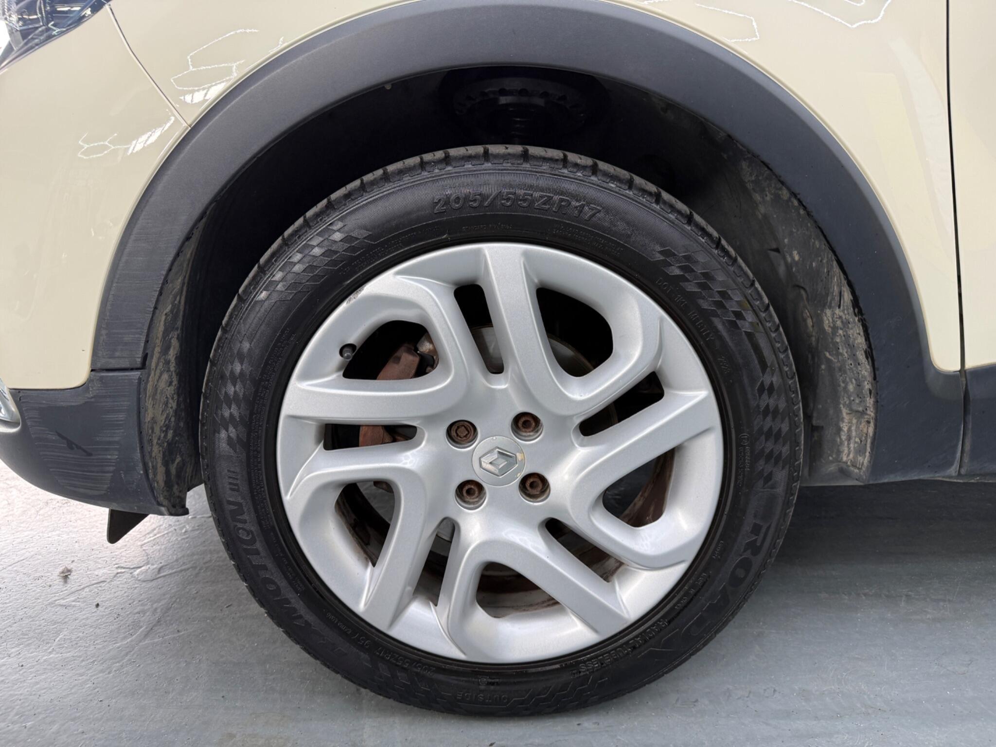 Renault Captur - Image 9