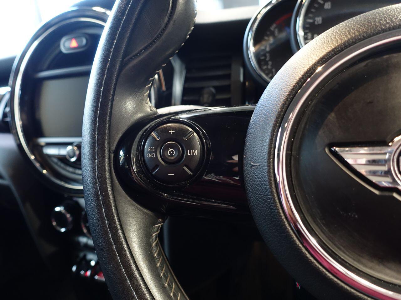 MINI Hatch - Image 24