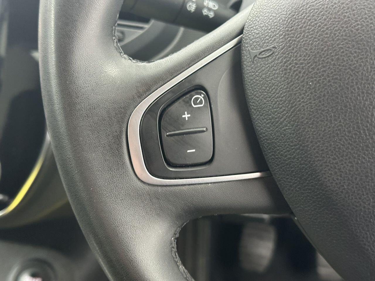 Renault Captur - Image 19
