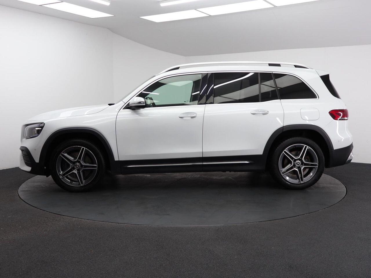 Mercedes-benz GLB - Image 8