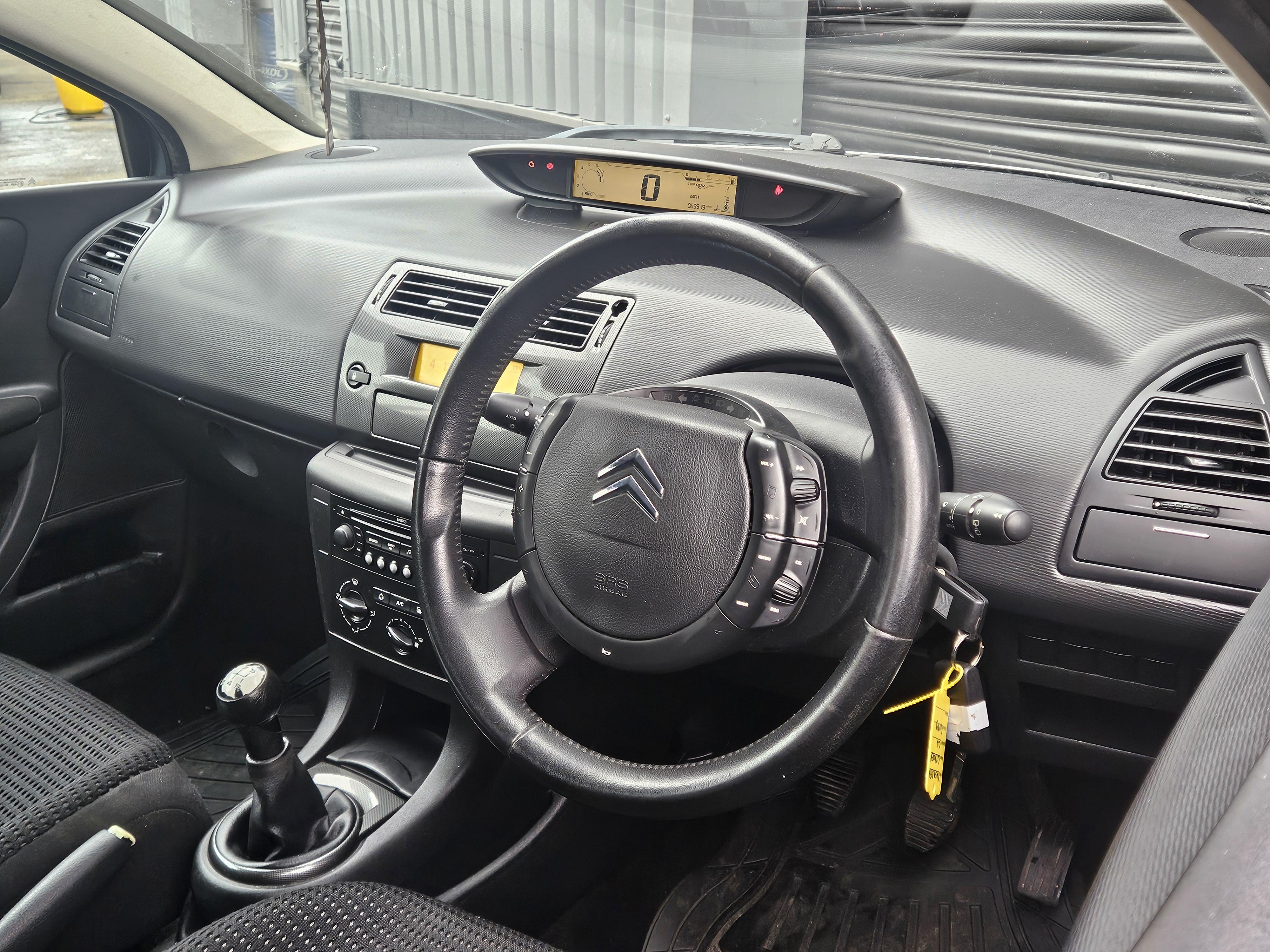 Citroen C4 - Image 25