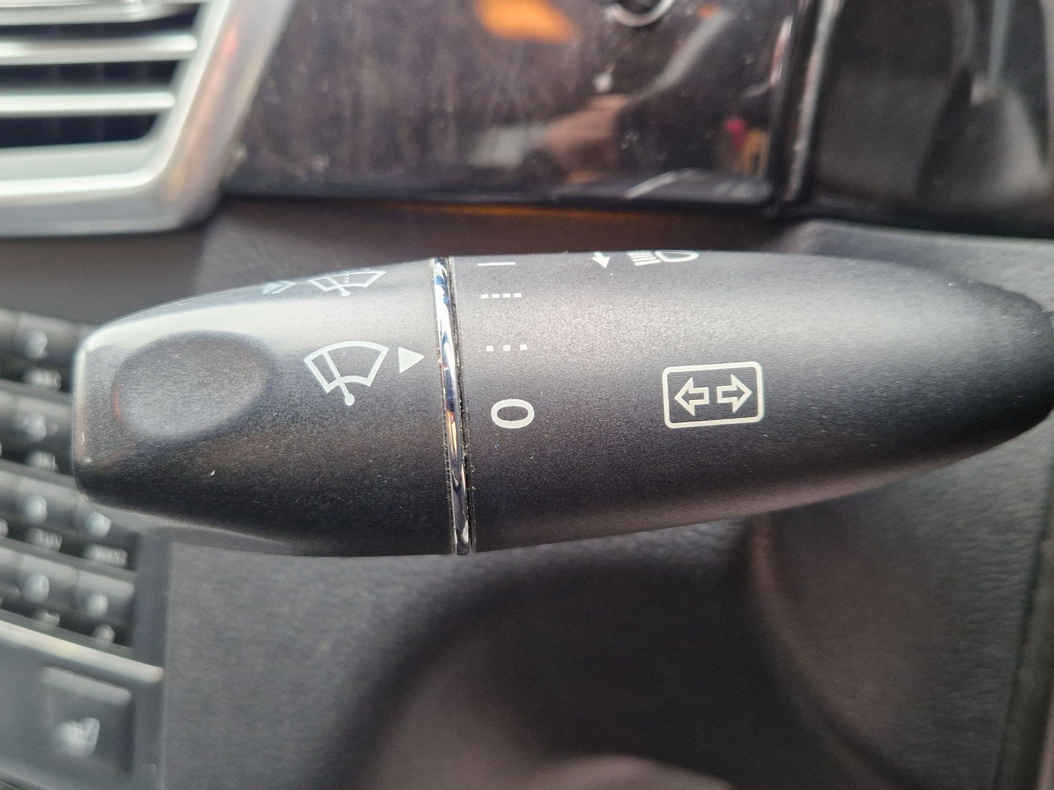 Mercedes E Class - Image 38