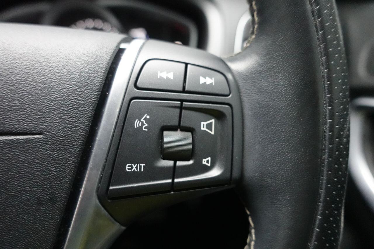 Volvo V40 - Image 35