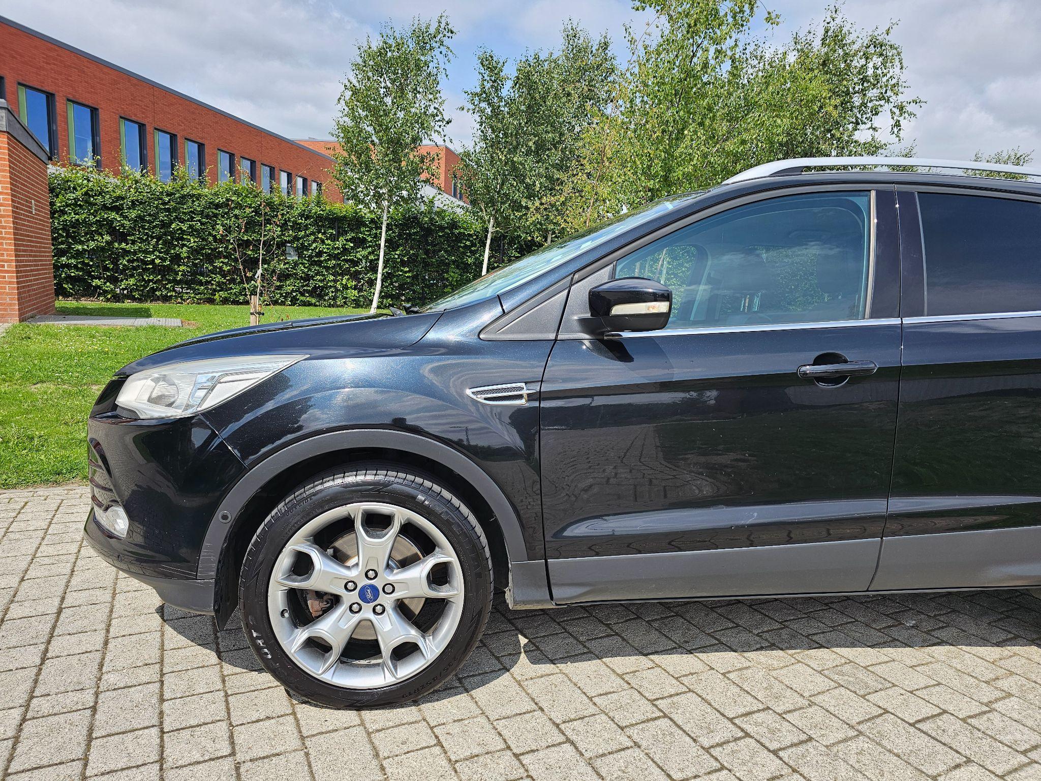 Ford Kuga - Image 43