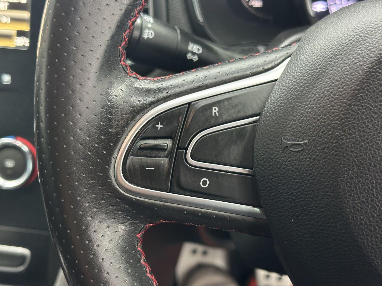 Renault Megane - Image 19