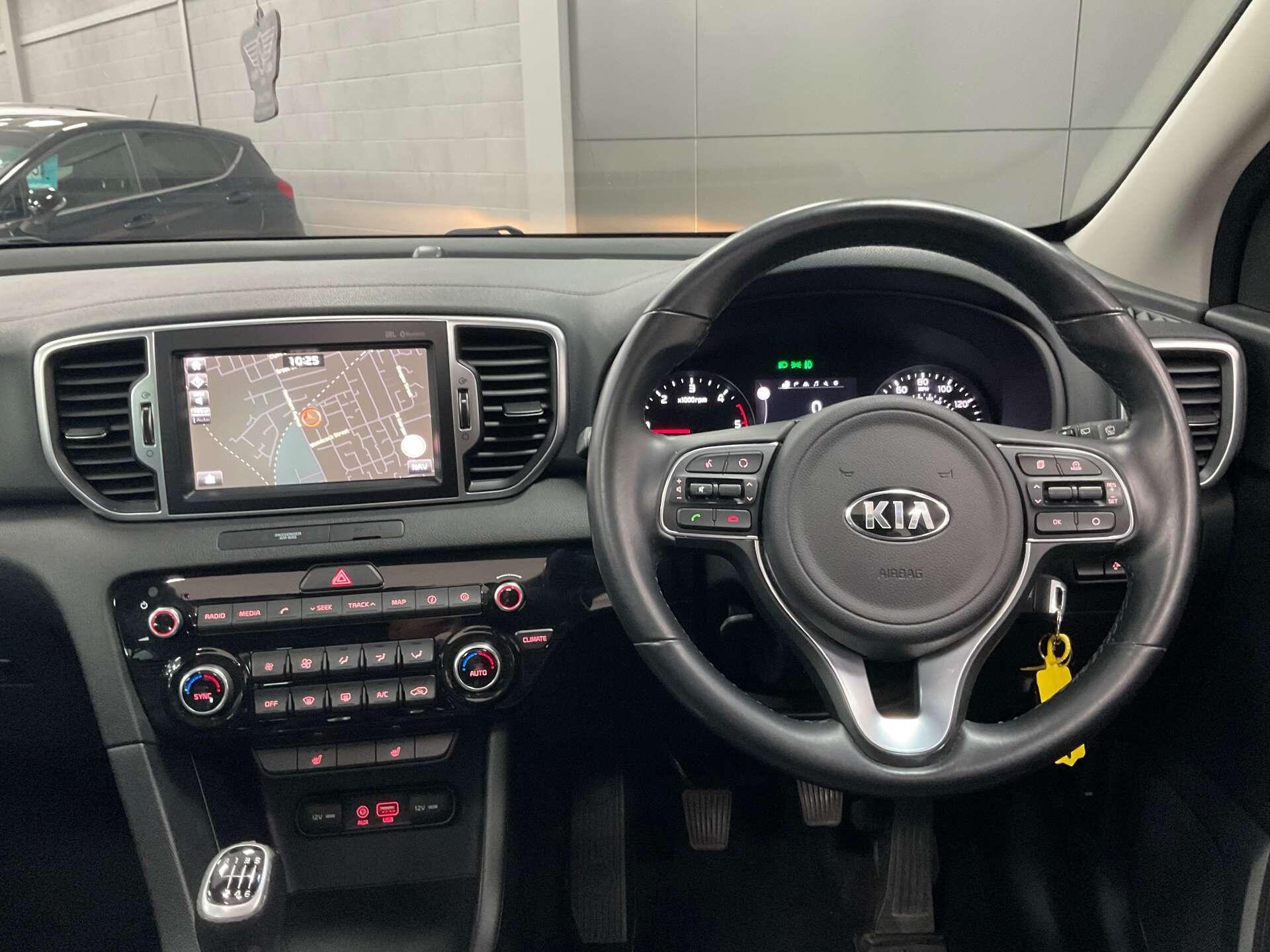 Kia Sportage - Image 13