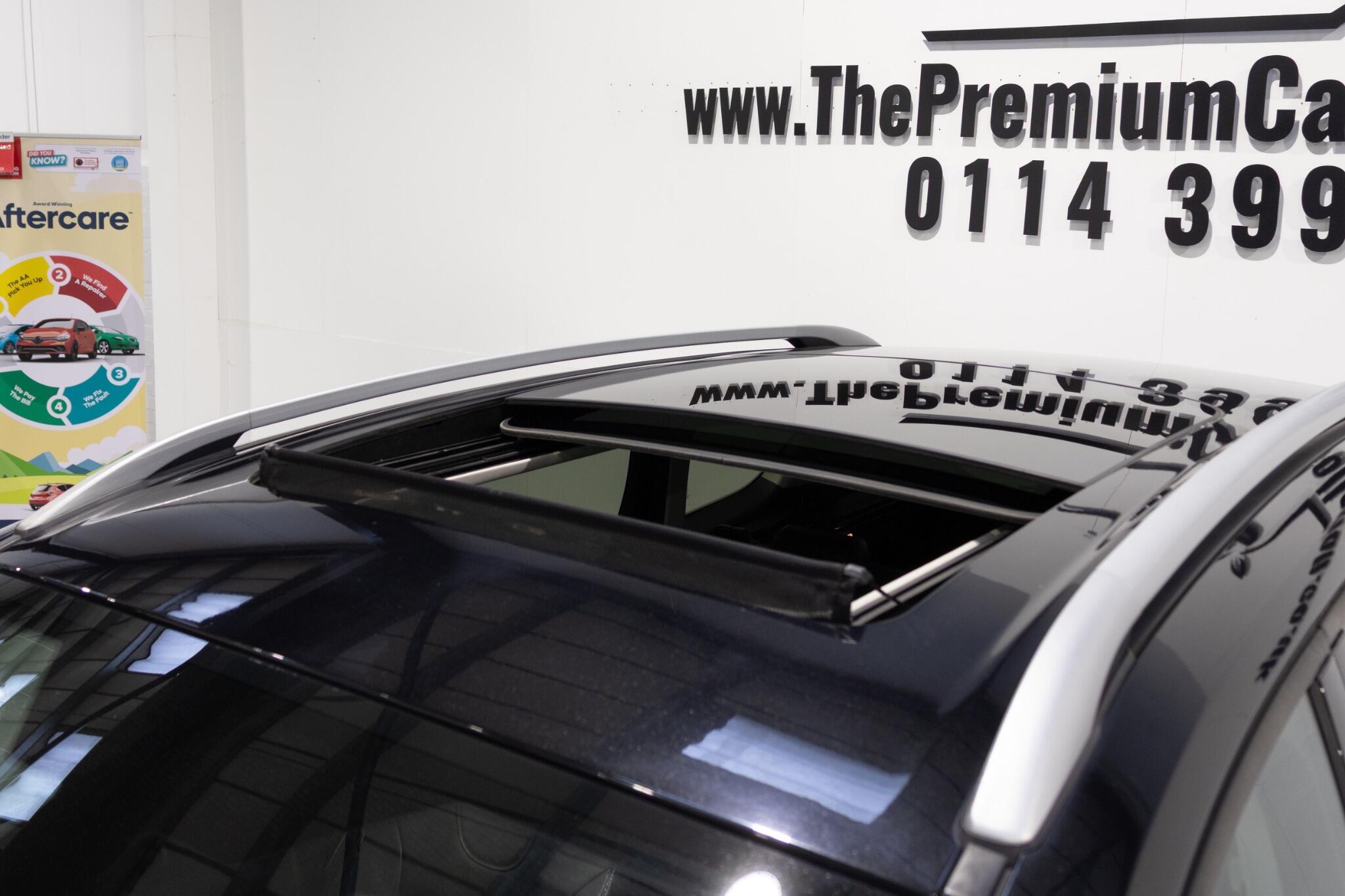 Ford Kuga - Image 36