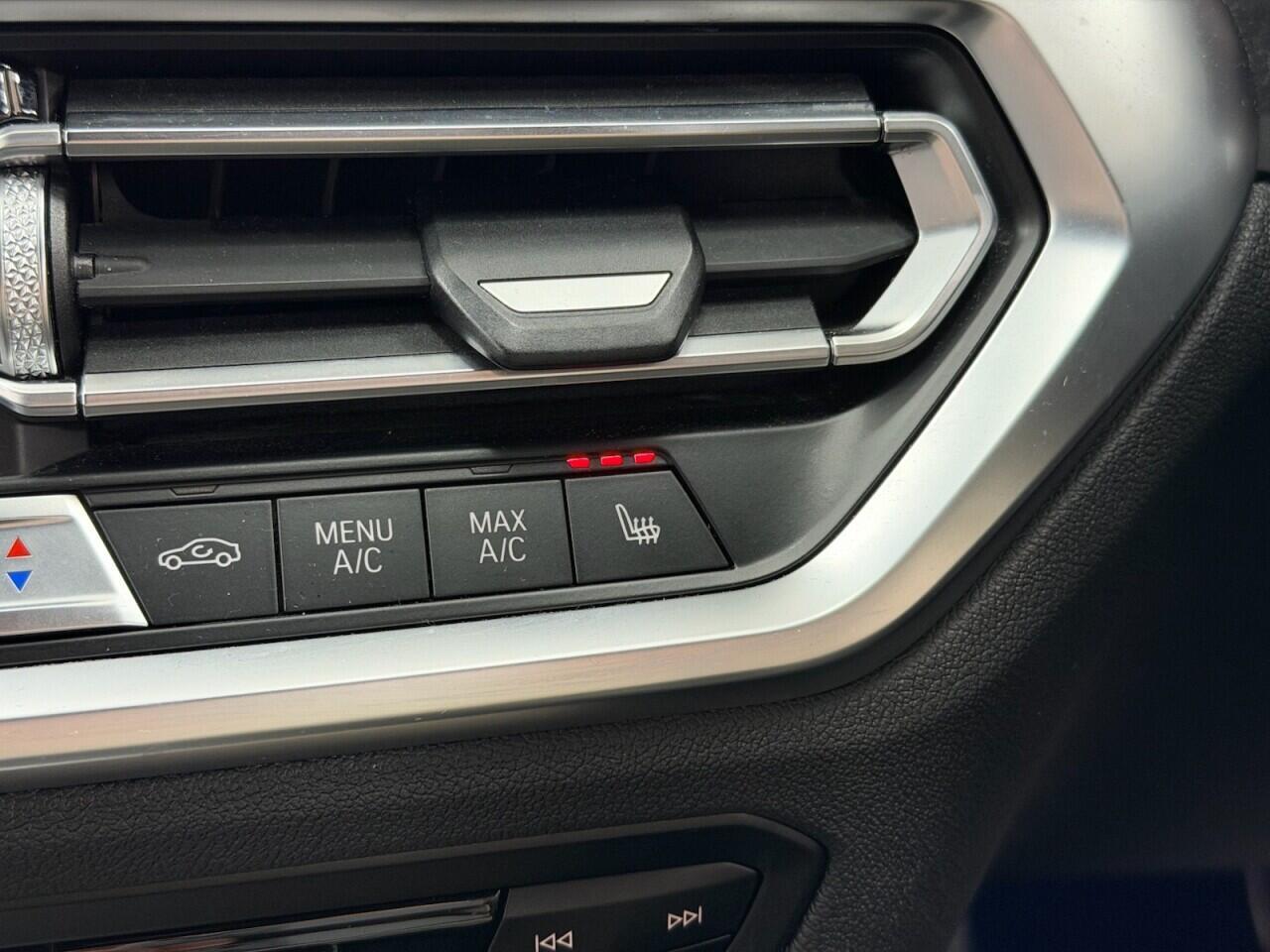 BMW 3 Series - Image 32