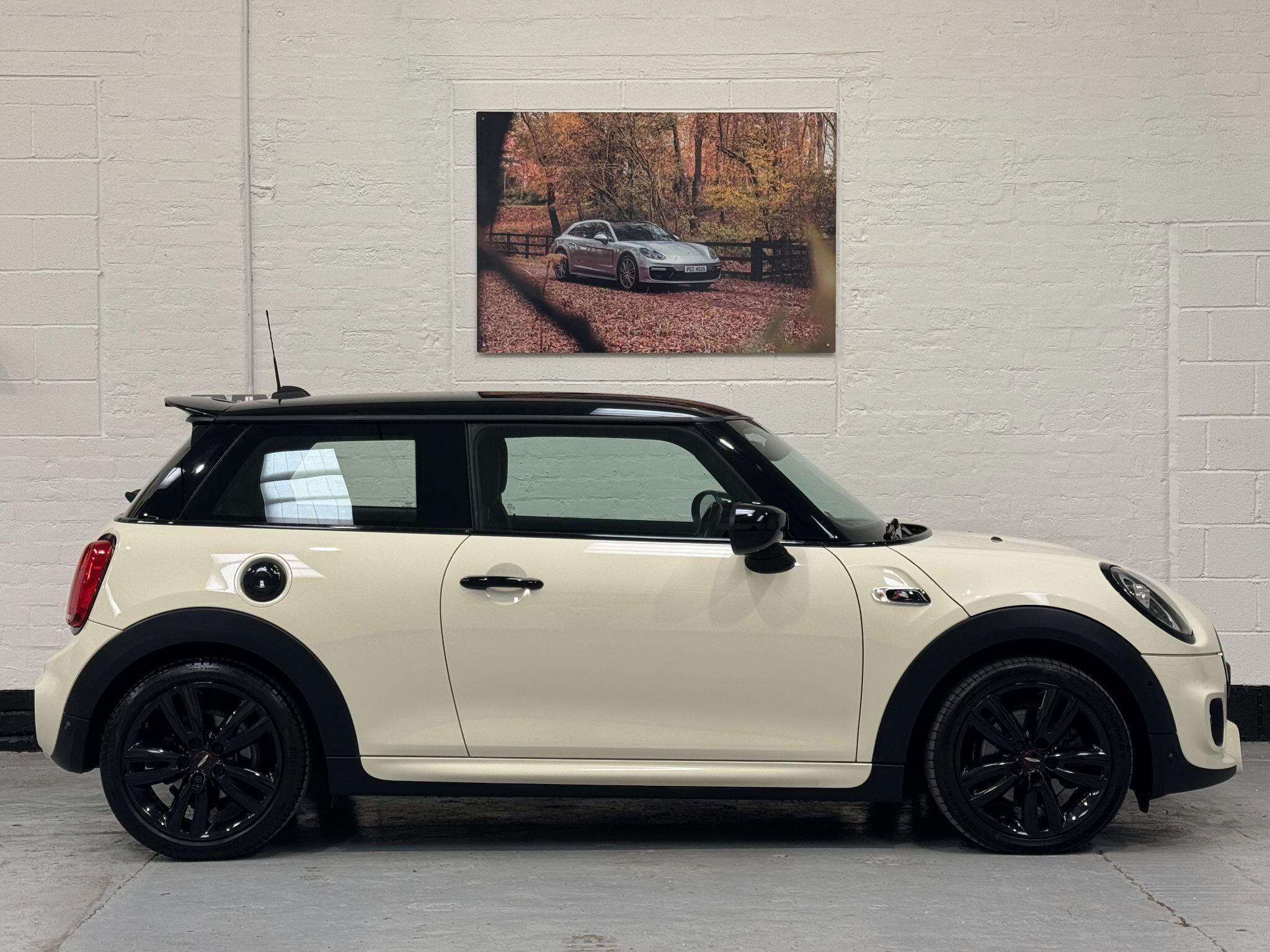 MINI Hatch - Image 8