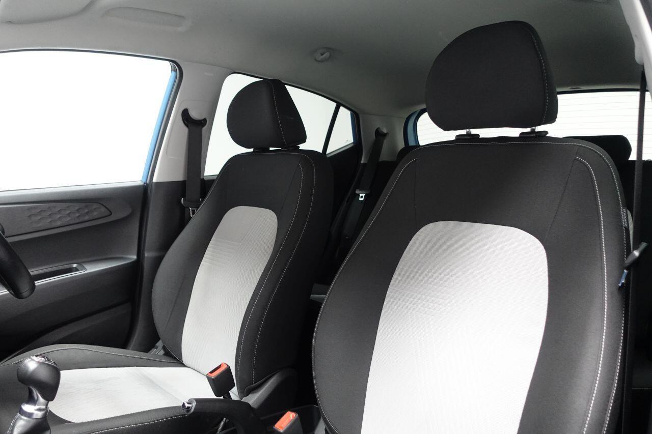 Hyundai i10 - Image 17