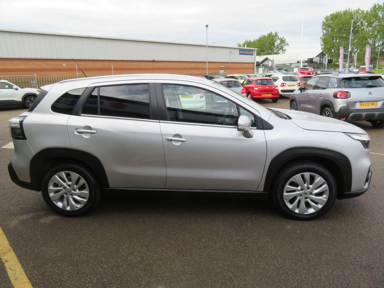 Suzuki S-Cross - Image 9