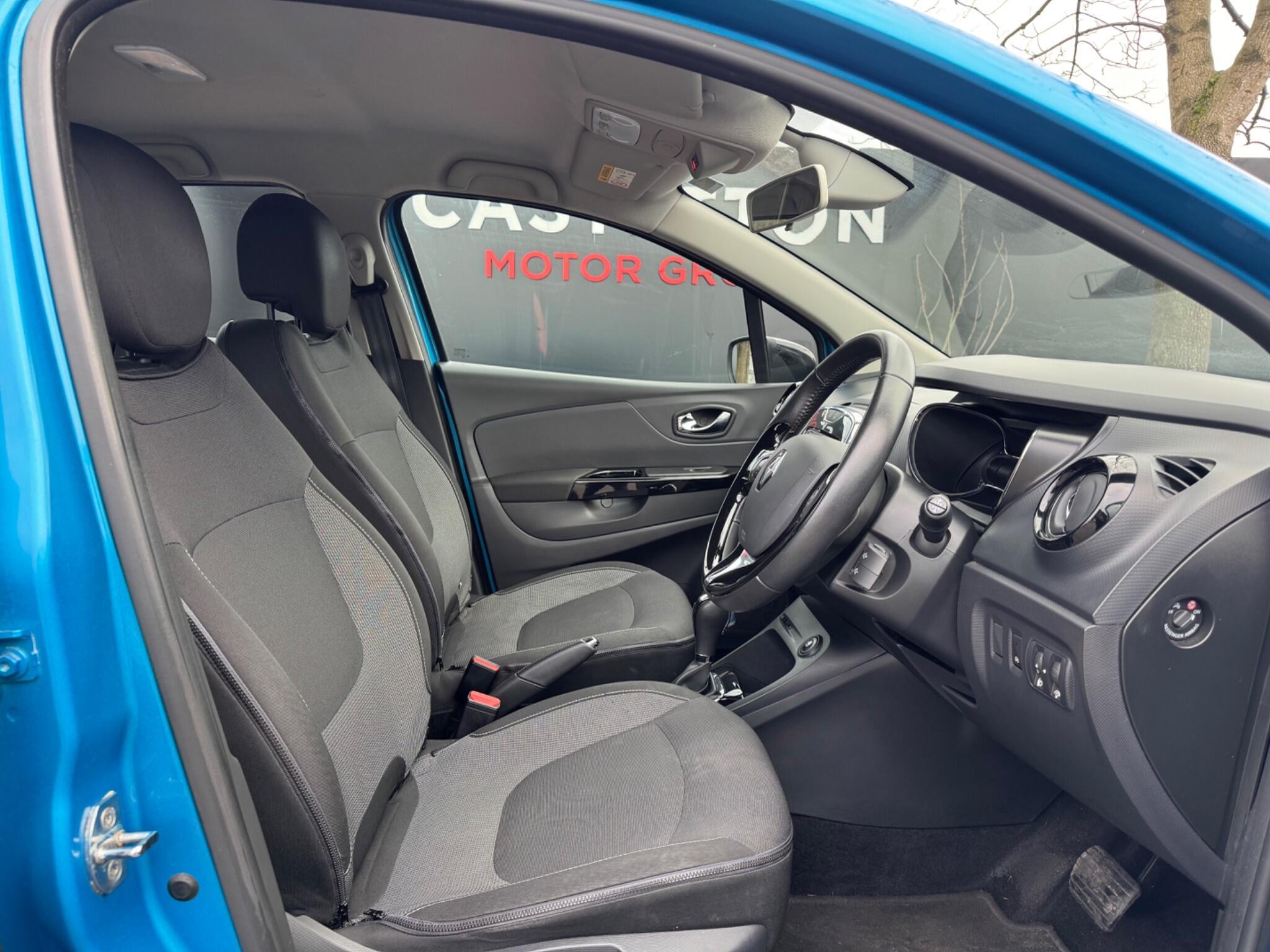 Renault Captur - Image 19