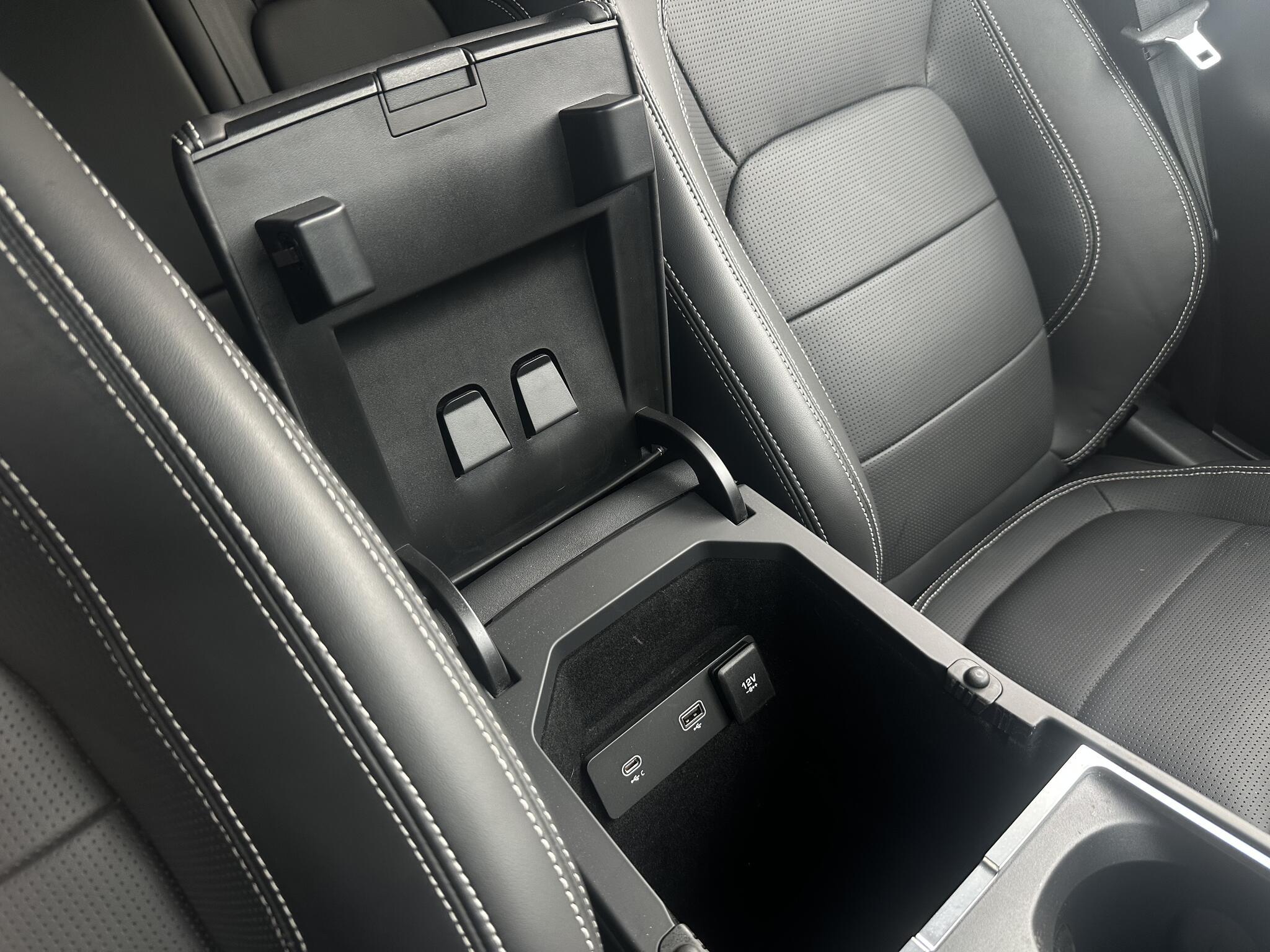 Jaguar I-Pace - Image 13