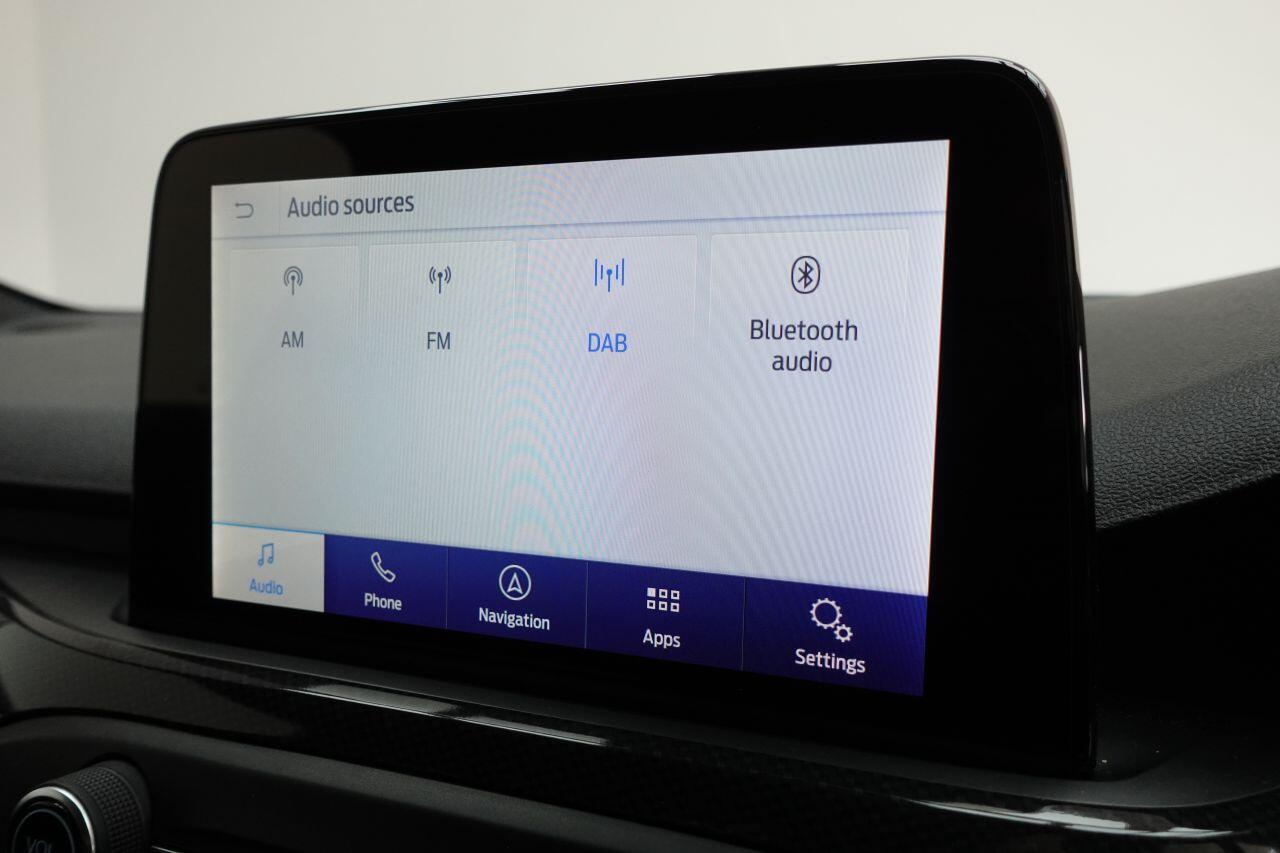 Ford Focus - Image 29